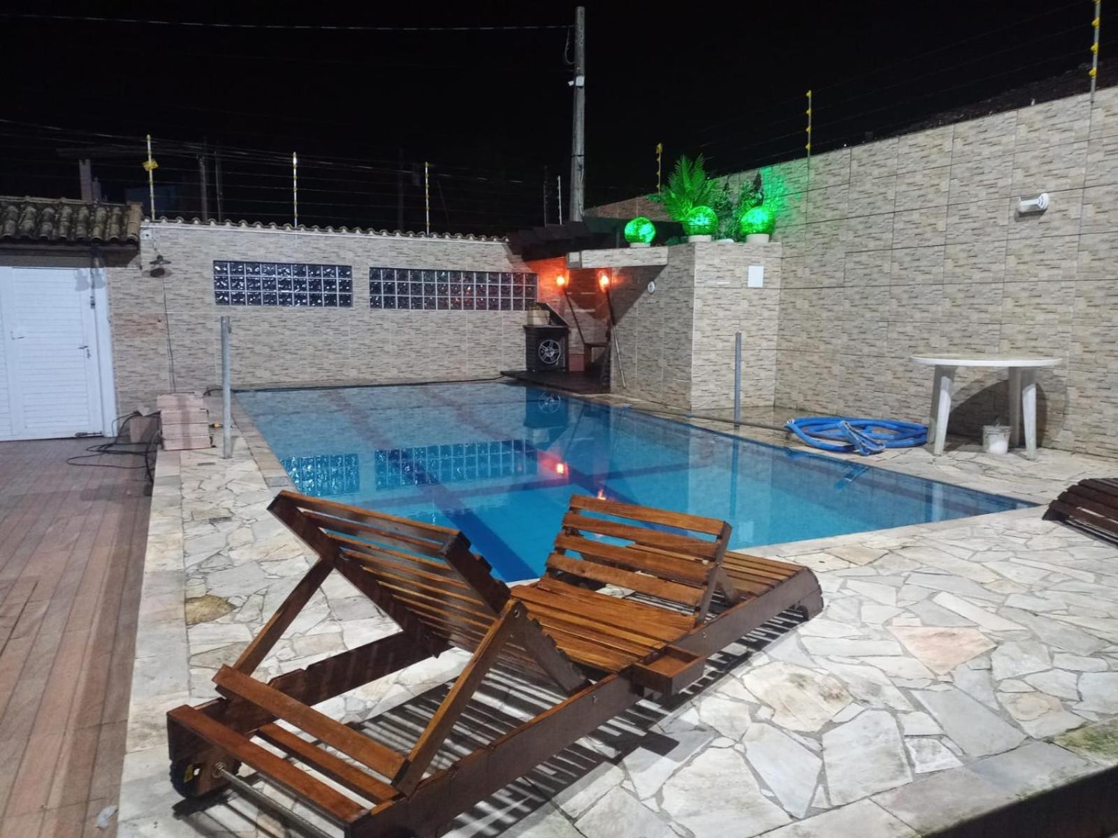Hostel Canto da Alegria
