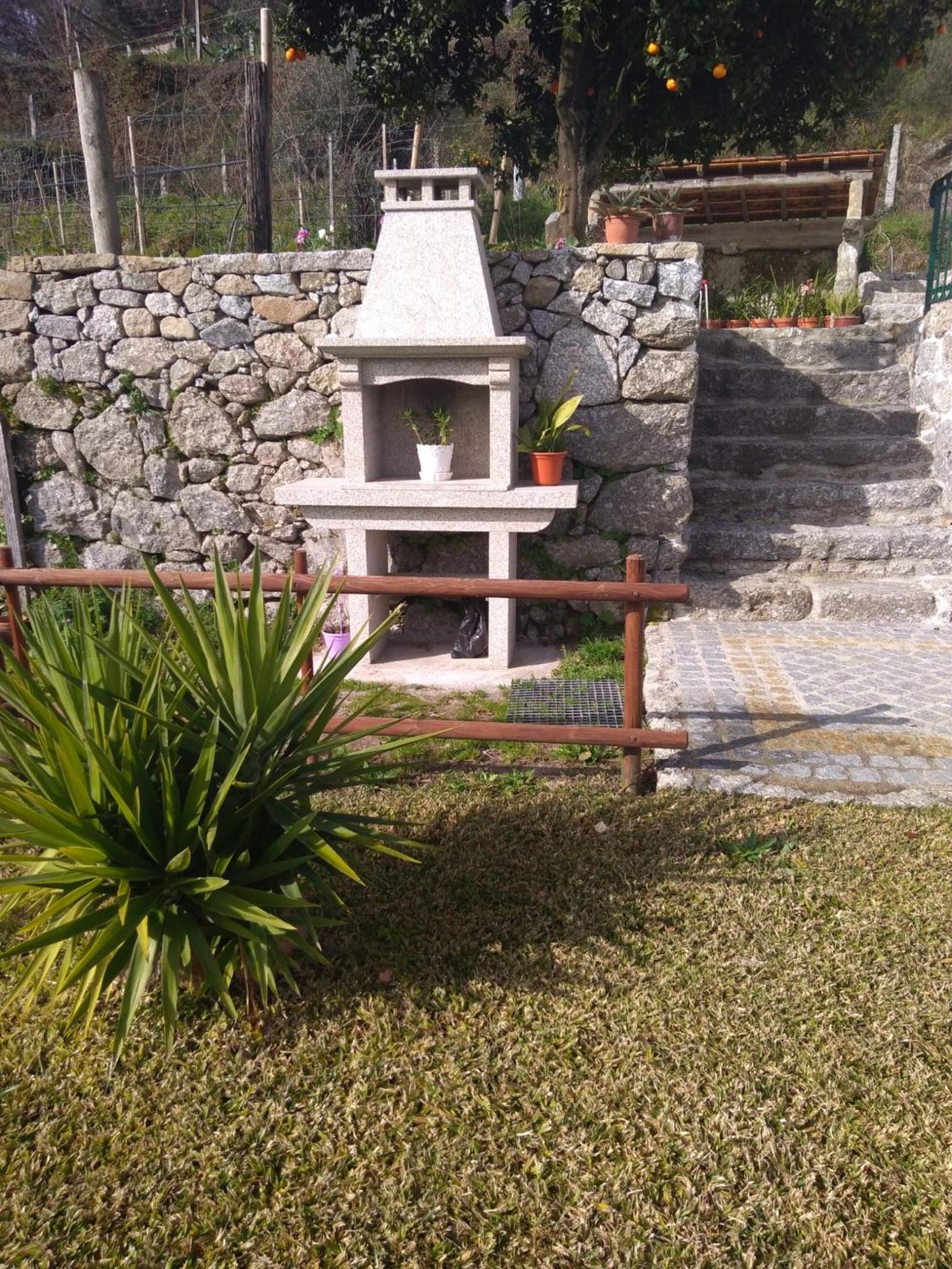 Casa do Soutinho view 2
