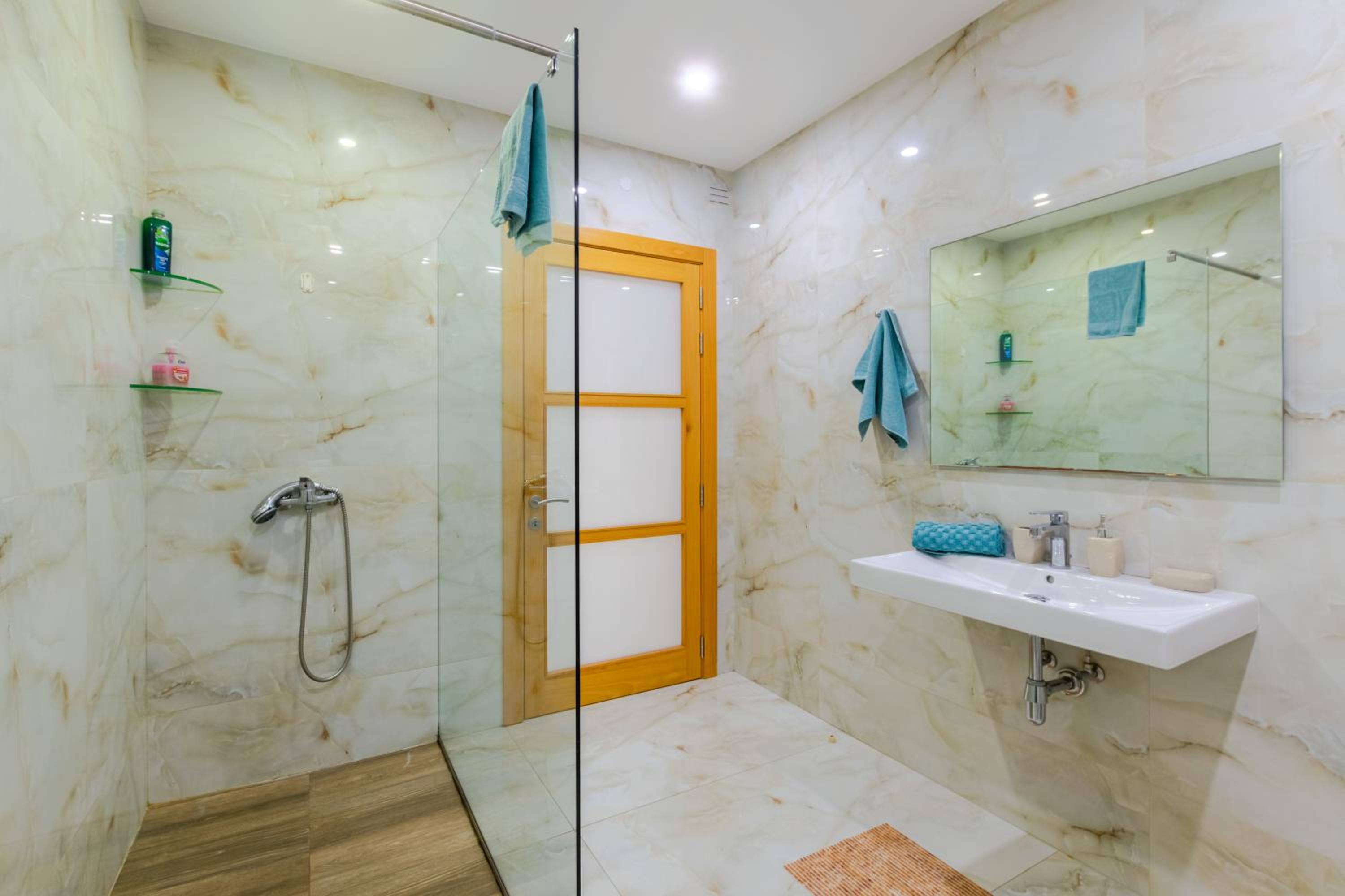 New Spacious Apartment 3 Bdr 2 Bth Bugibba S photo 3