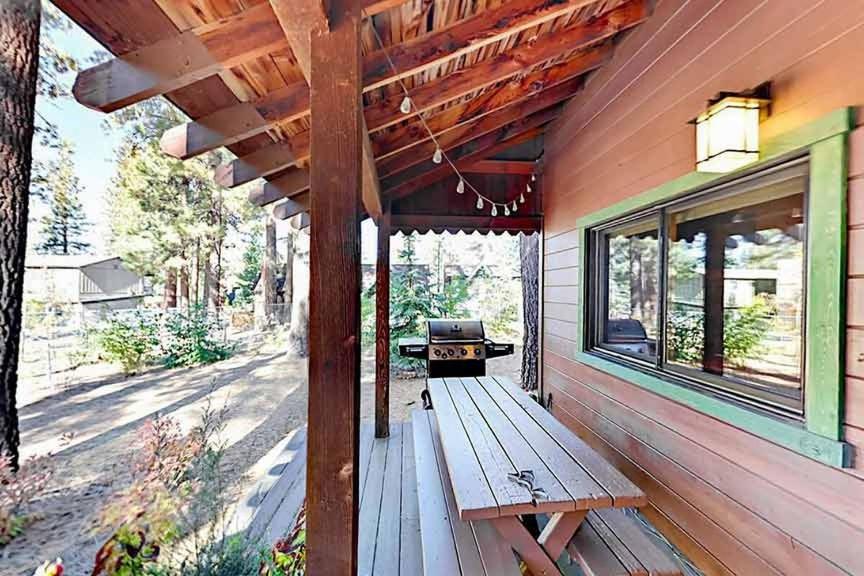 3988 Manzanita Avenue cabin view 4