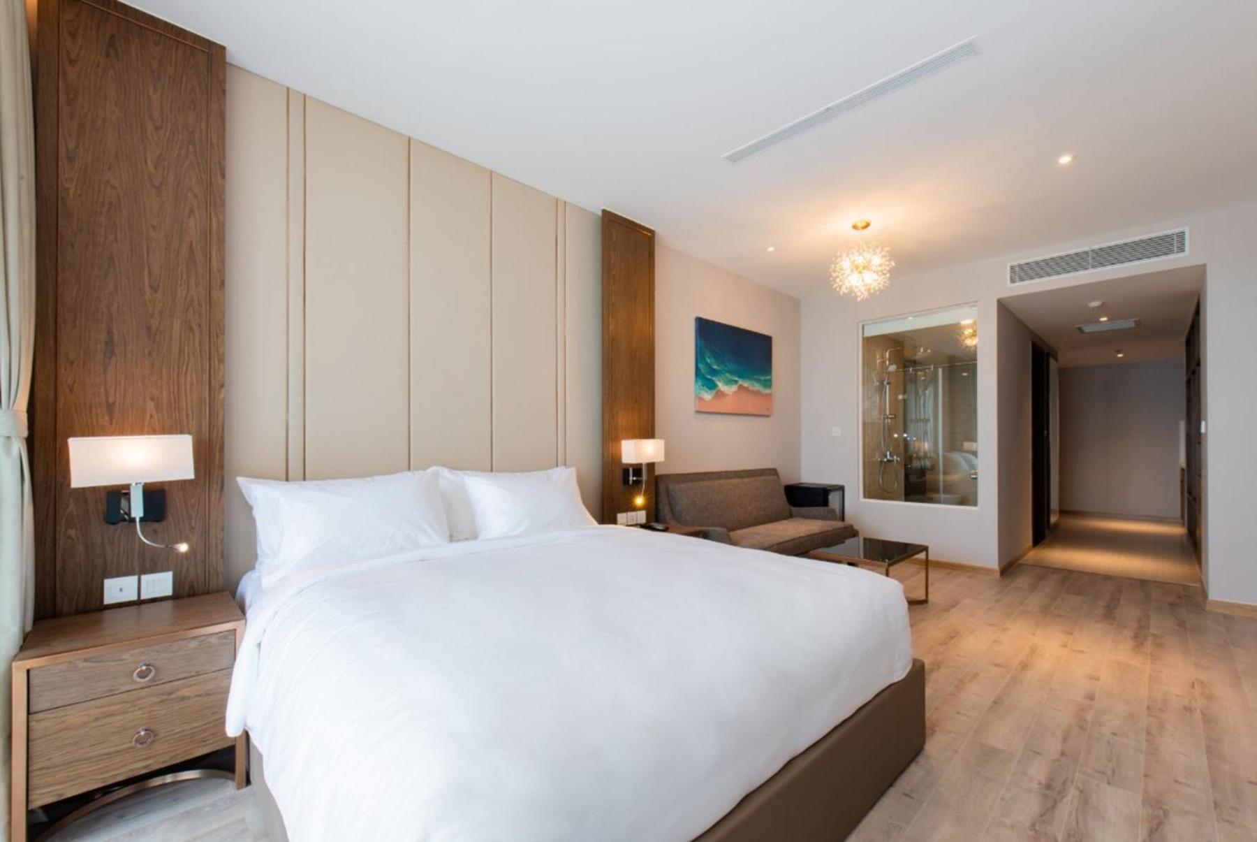 RIS Panorama Condotel