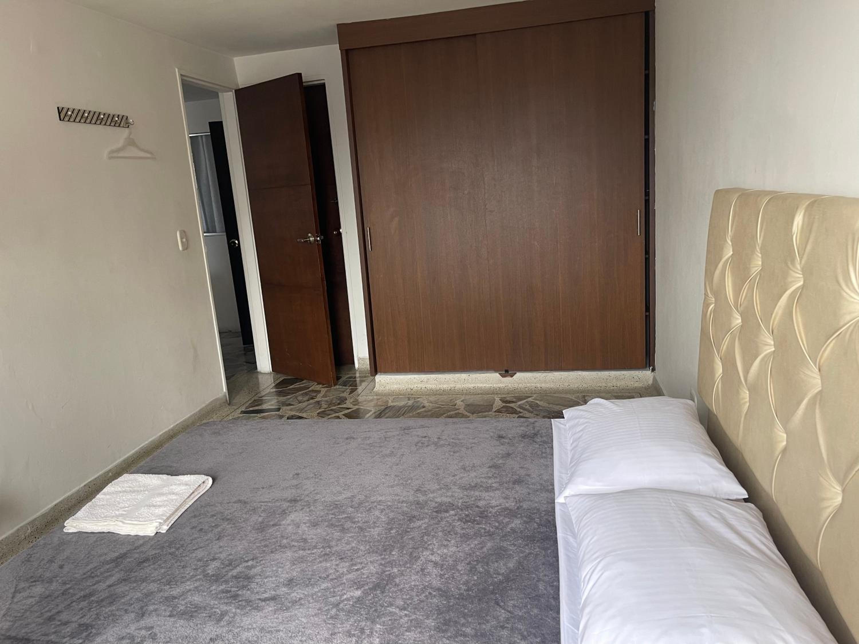 Apartamento cómodo en laureles, grande , céntrico , bien ubicado Apto303