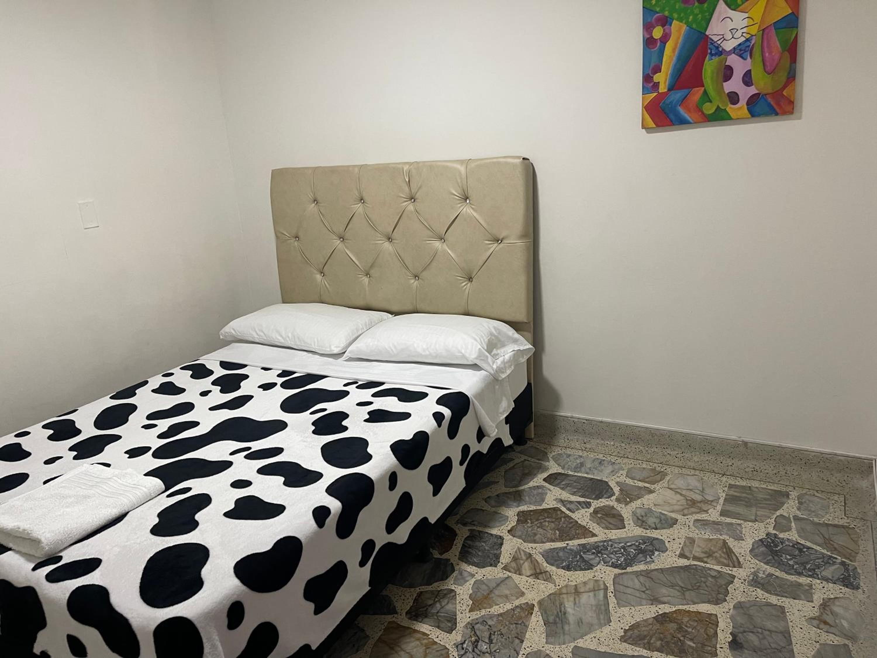Apartamento cómodo en laureles, grande , céntrico , bien ubicado Apto303