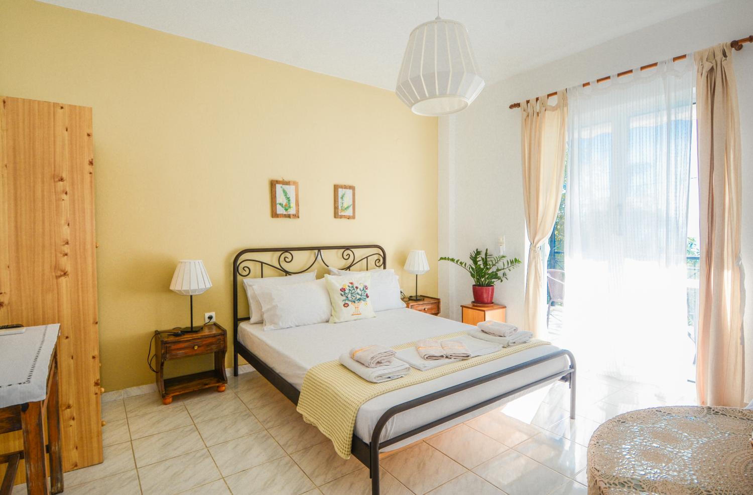 Heracles Guesthouse photo 2