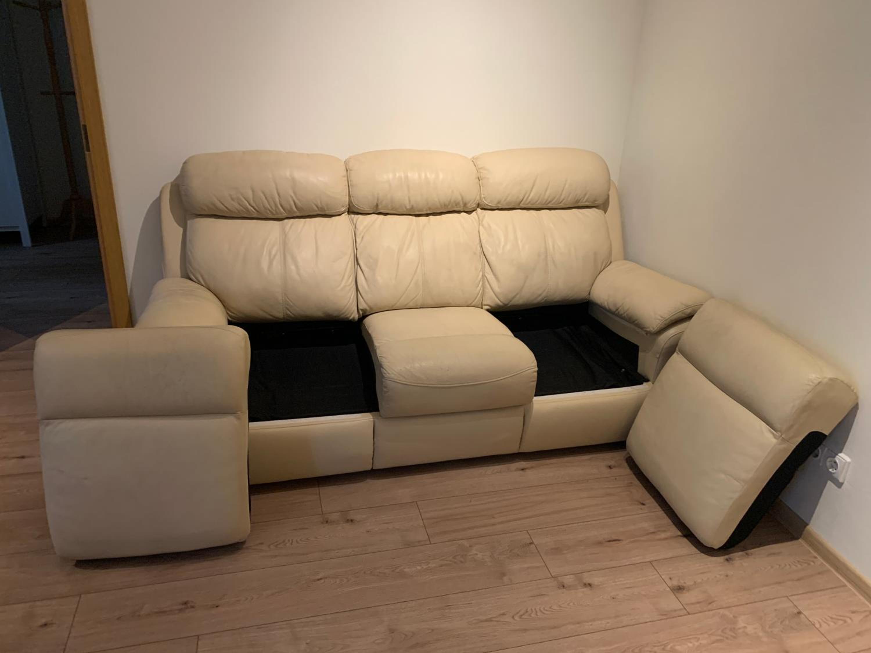 DIKOL Two-Room Apartment-SELF CHECK-in & FREE Parking Near City Center