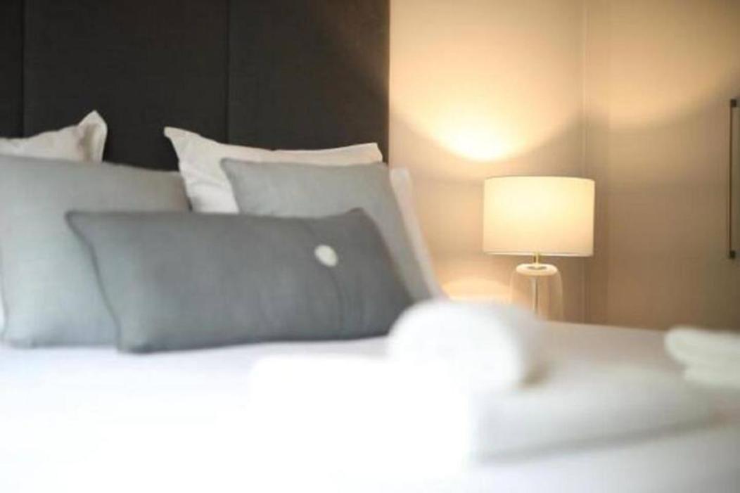 LeGeo-Luxurious Athenian Apartment