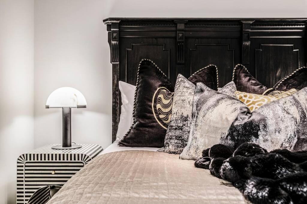 Fifth Avenue - New York Glam In Iconic Building