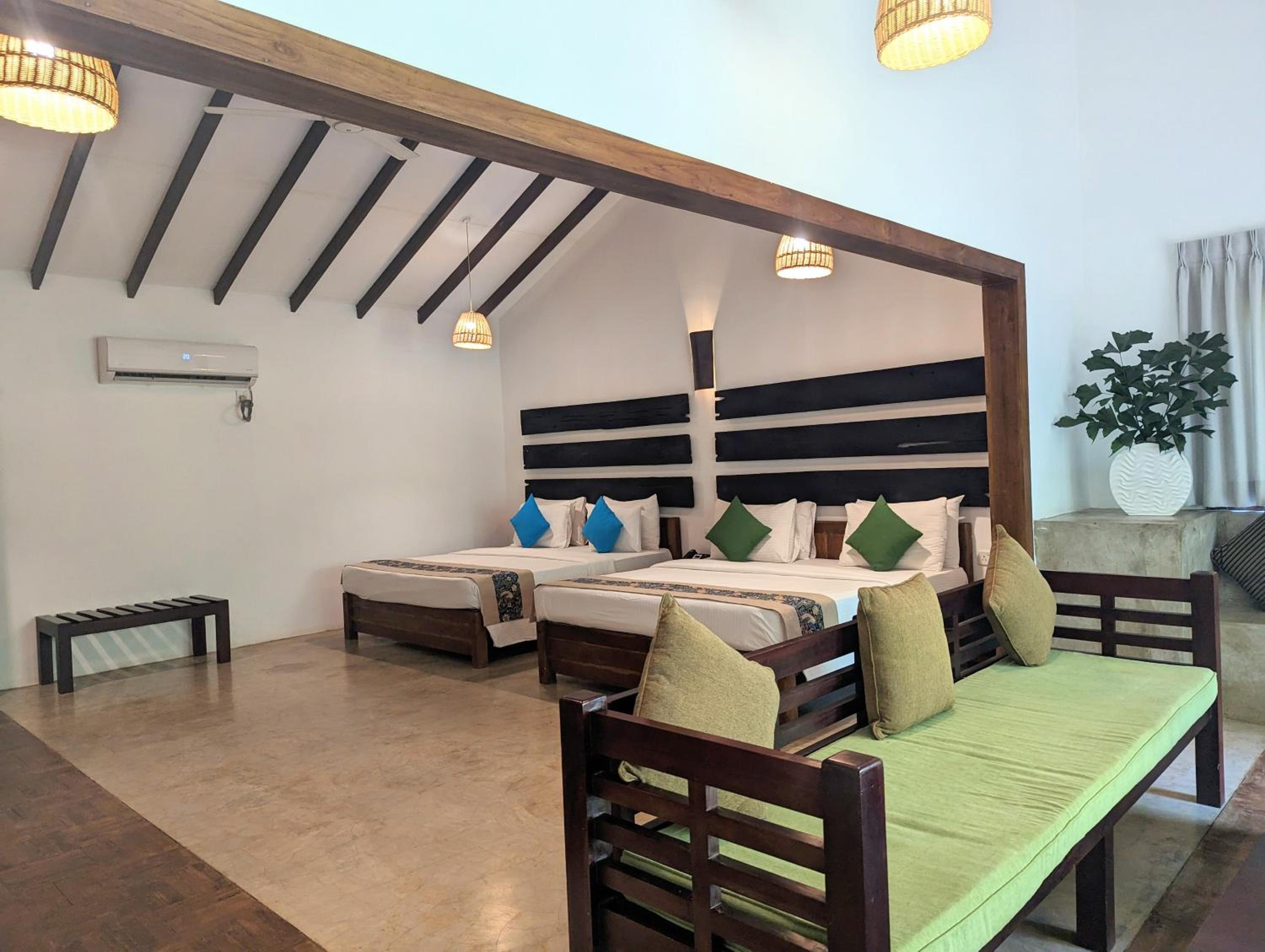 Pinthaliya Resort
