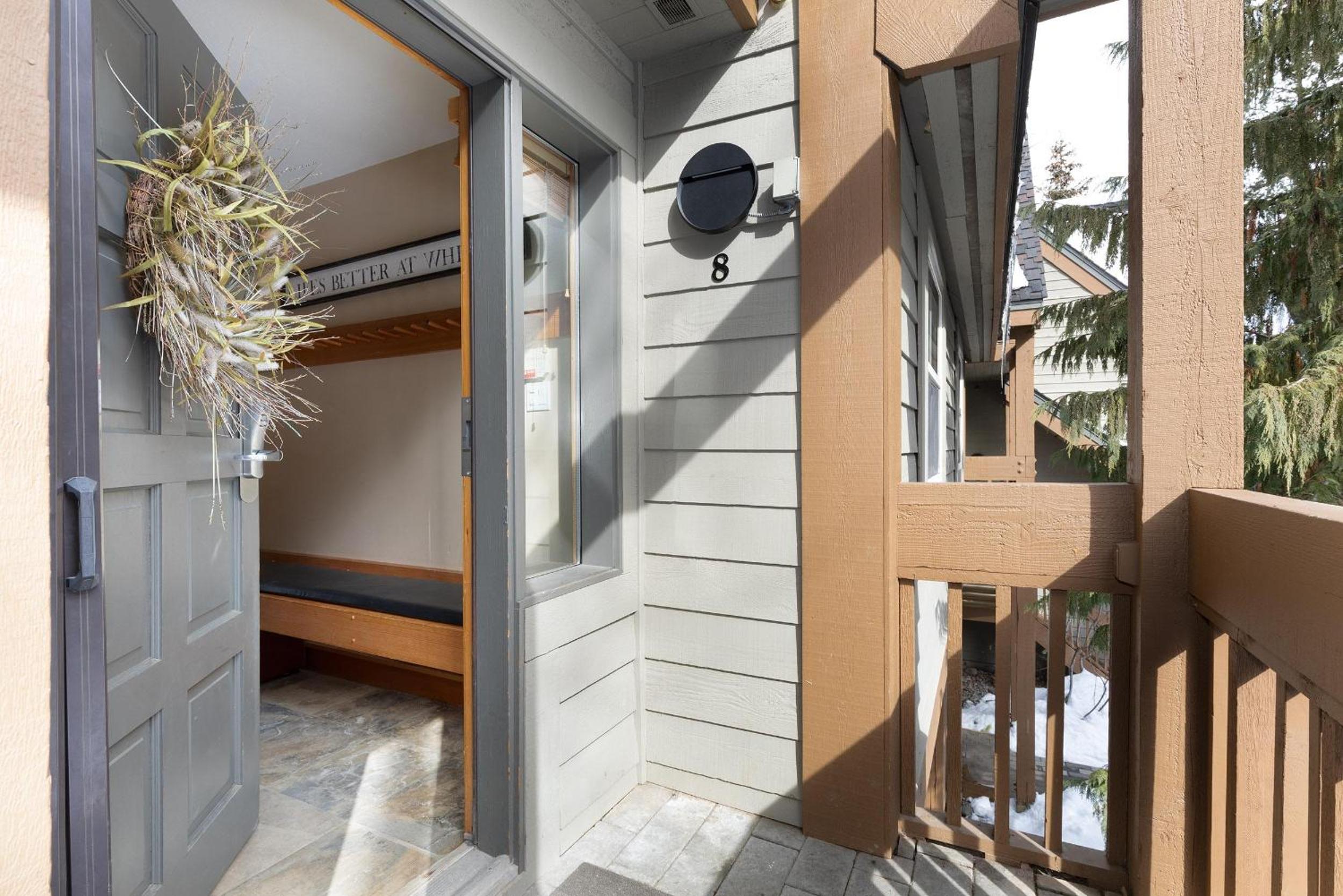 Alpine Greens 8 | Bright Townhome near Blackcomb, Walk or Shuttle to Skiing, Secure Parking