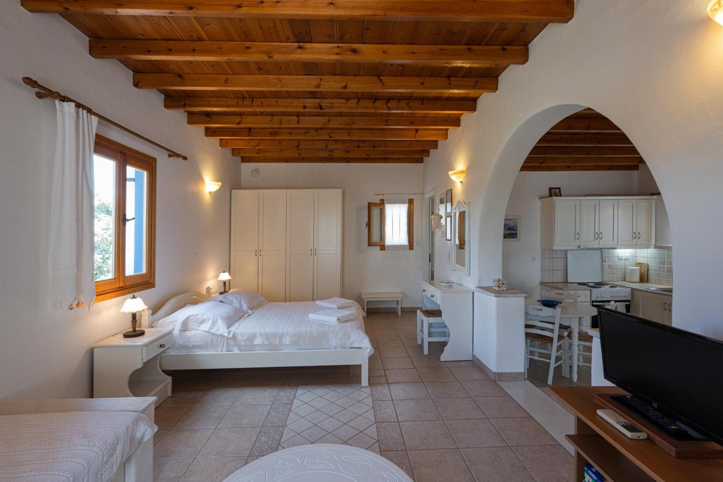 Maria's Village One Bedroom House 4 view 2