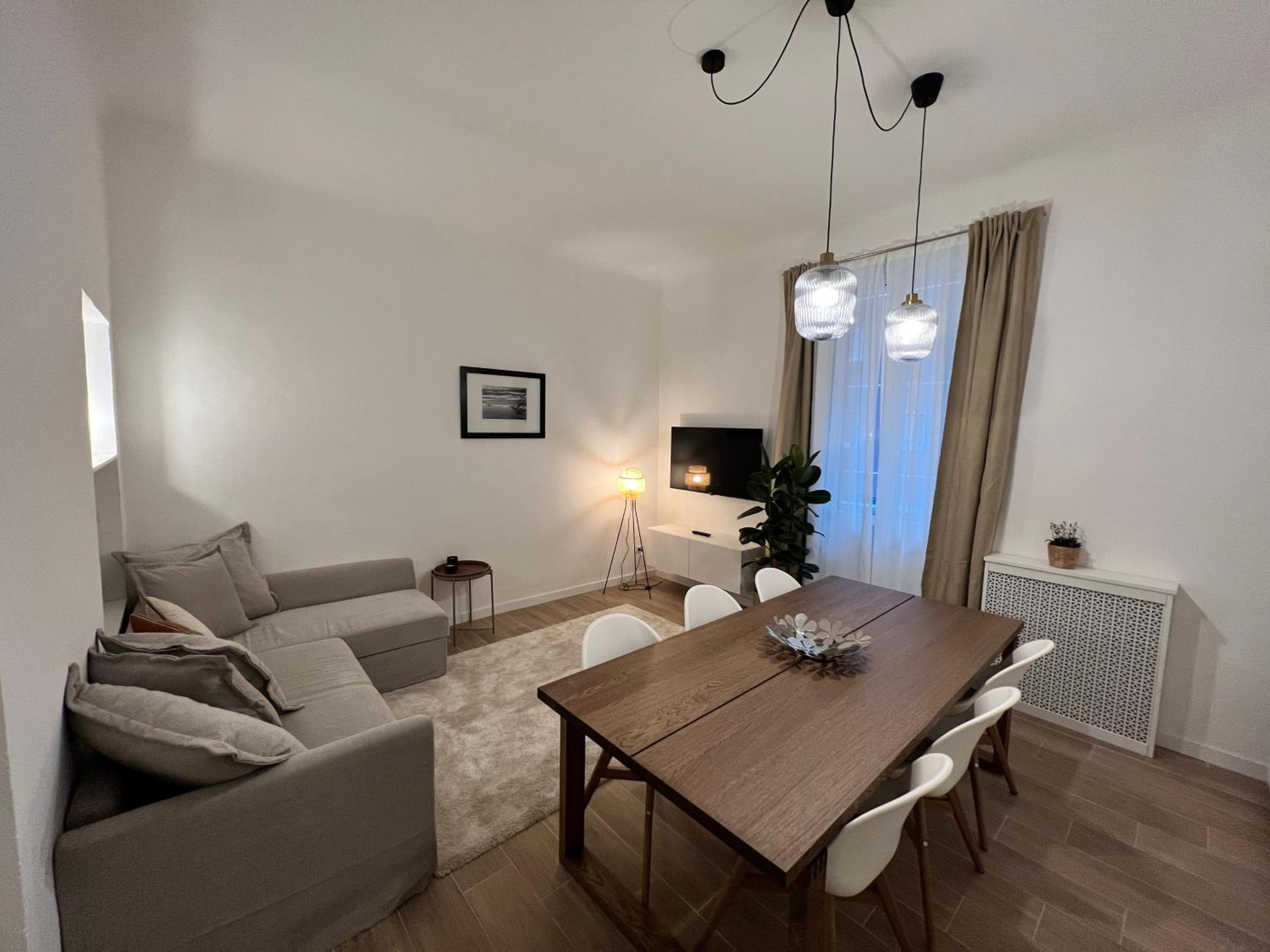 Spacious 3 bedroom apartment photo 4