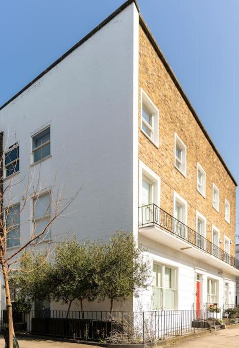 Hotel Spacious and cosy 3BRs 5F House in Heart of London - Image 1