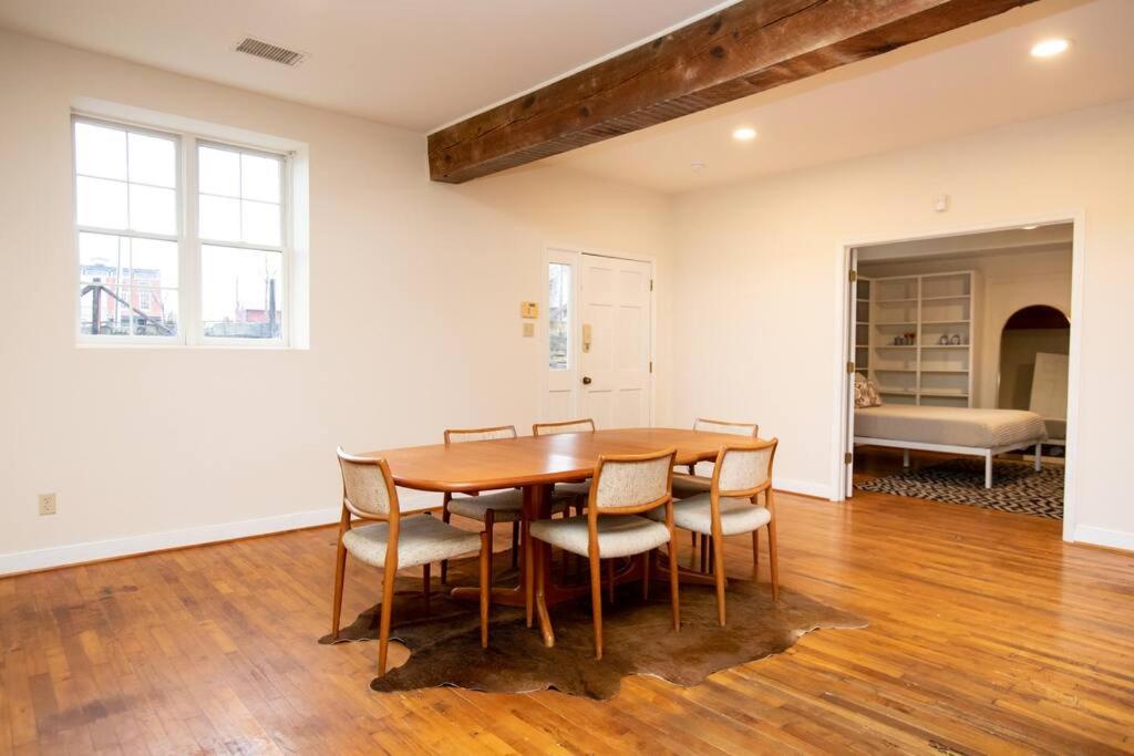 Farmville Modern Loft