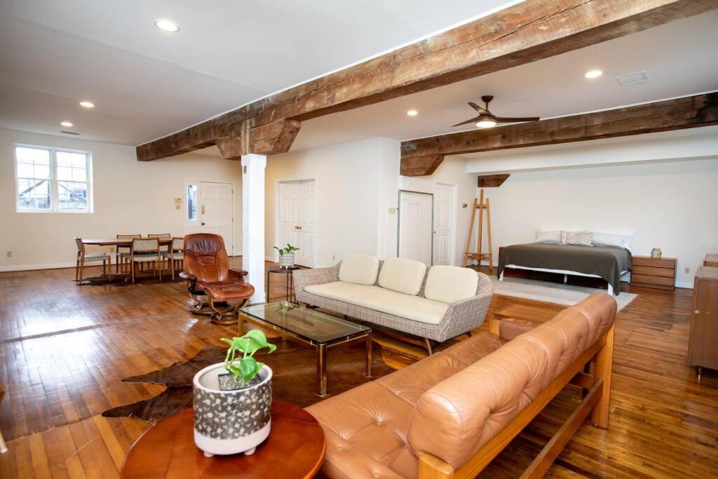 Farmville Modern Loft