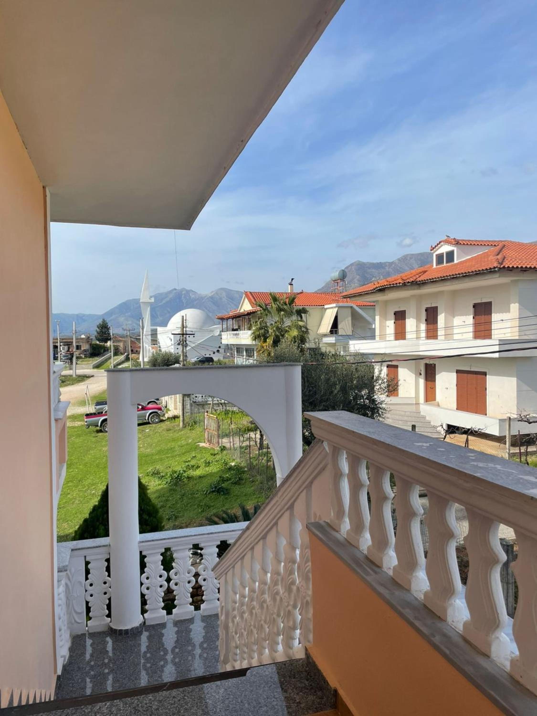 Villa Kapllani