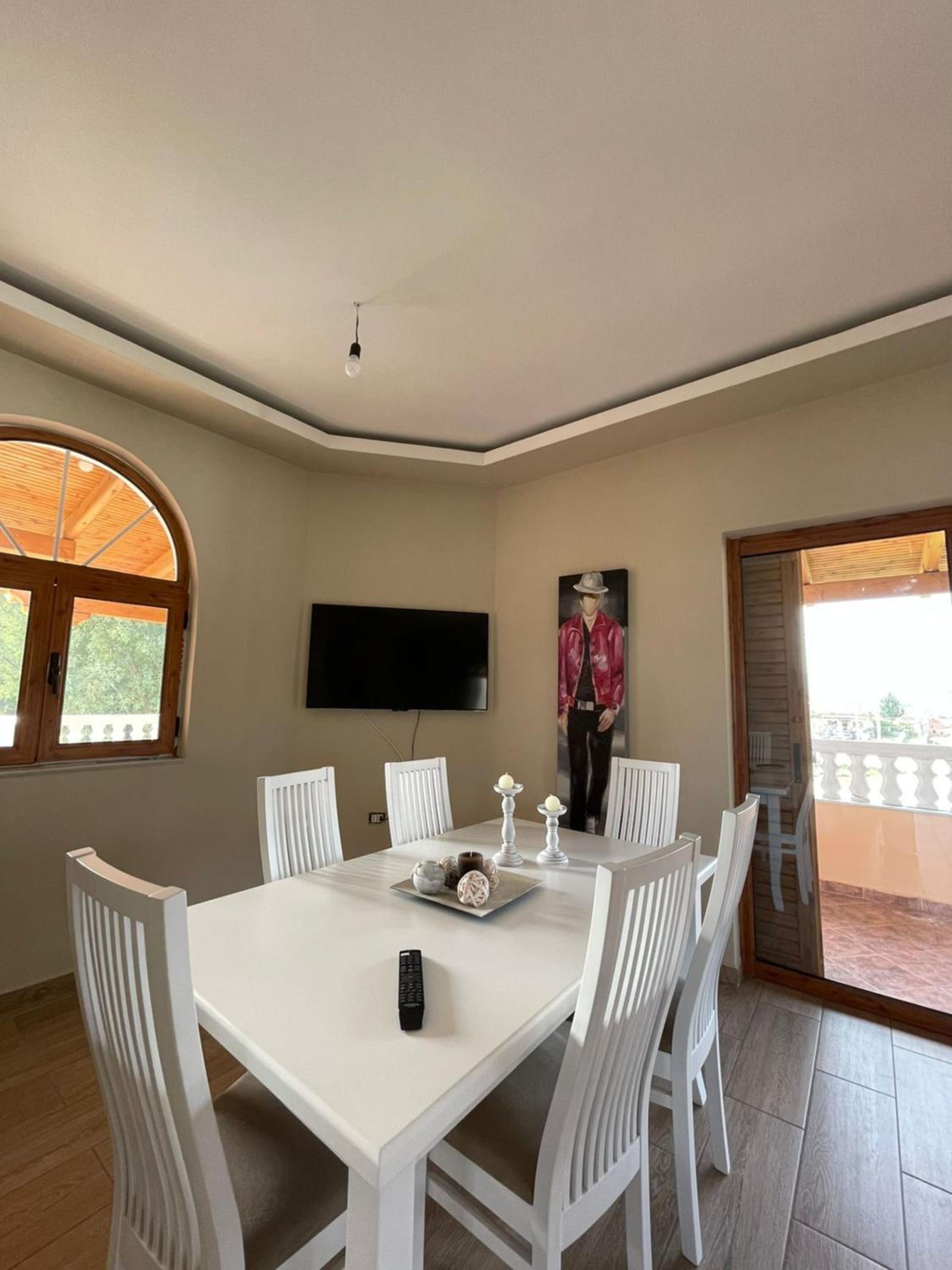 Villa Kapllani