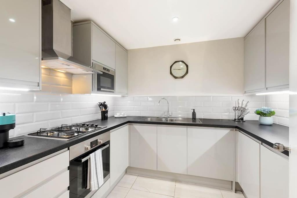 Beautiful Royal Borough Apartment