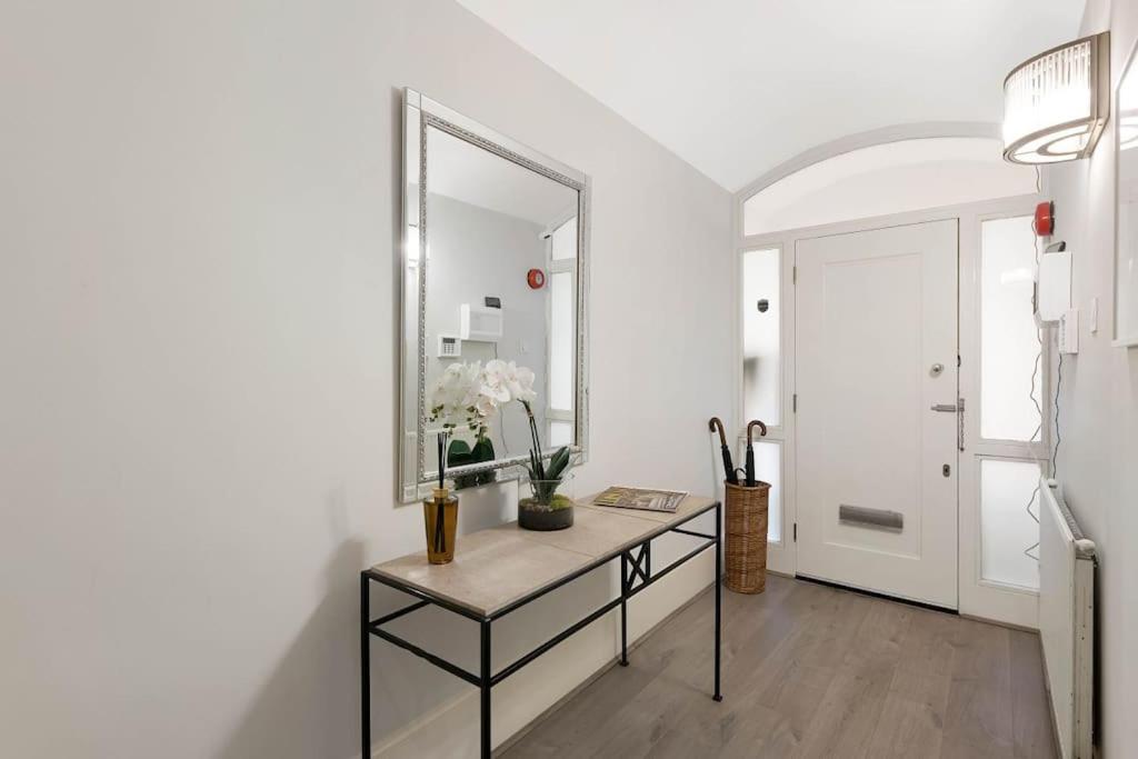 Beautiful Royal Borough Apartment