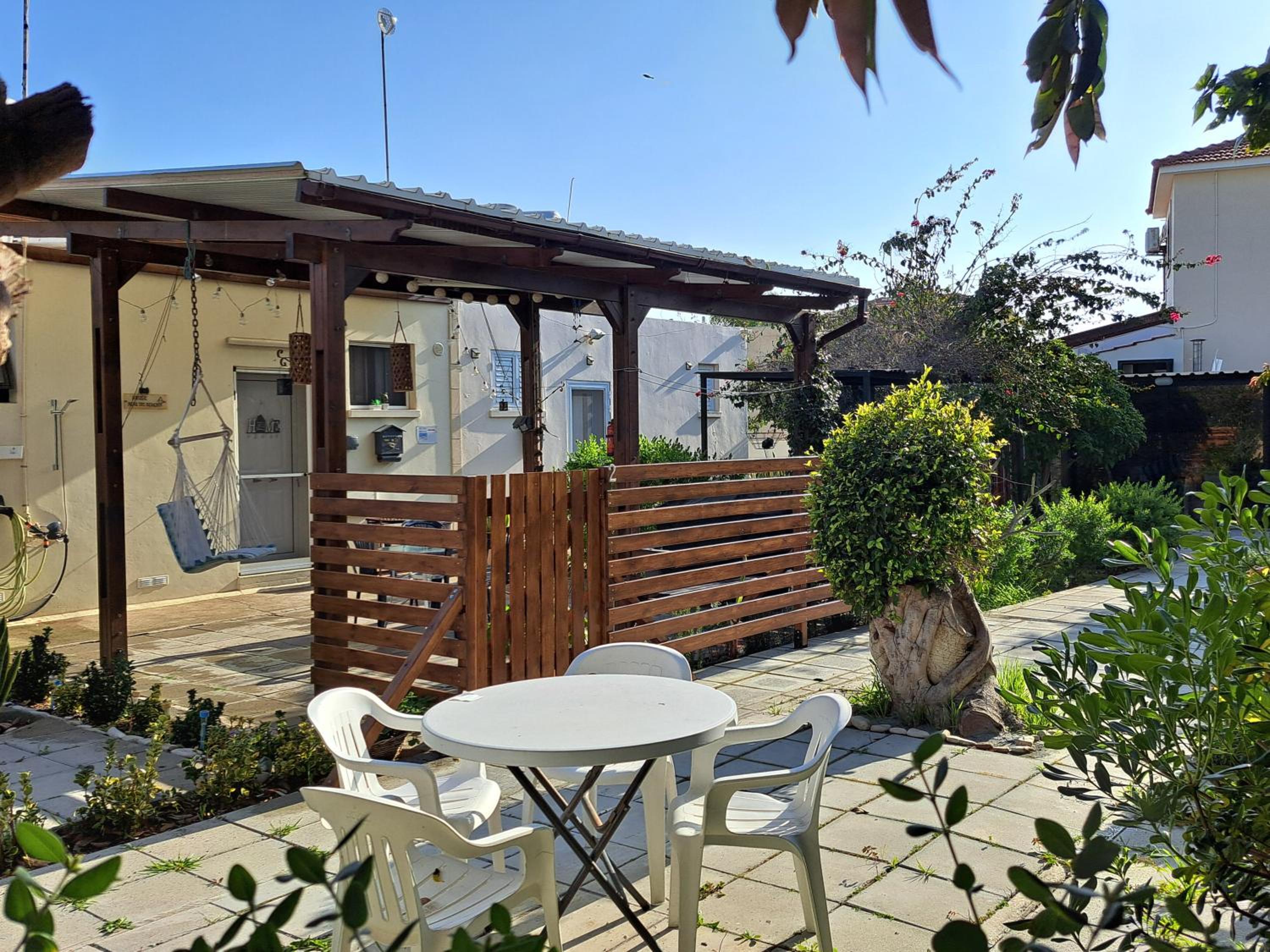House Near The Beach (Militsa & Aggeliki)