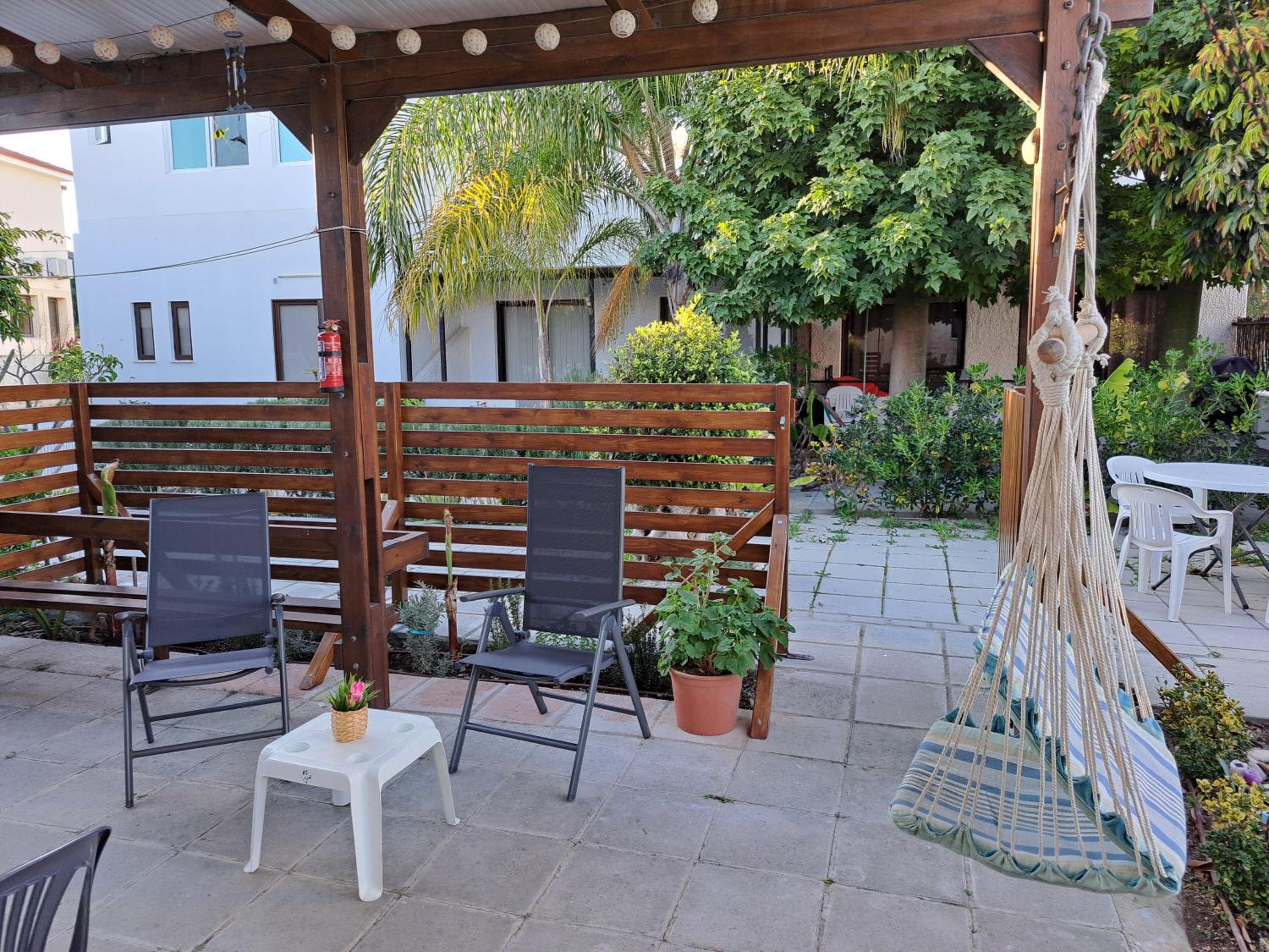 House Near The Beach (Militsa & Aggeliki)