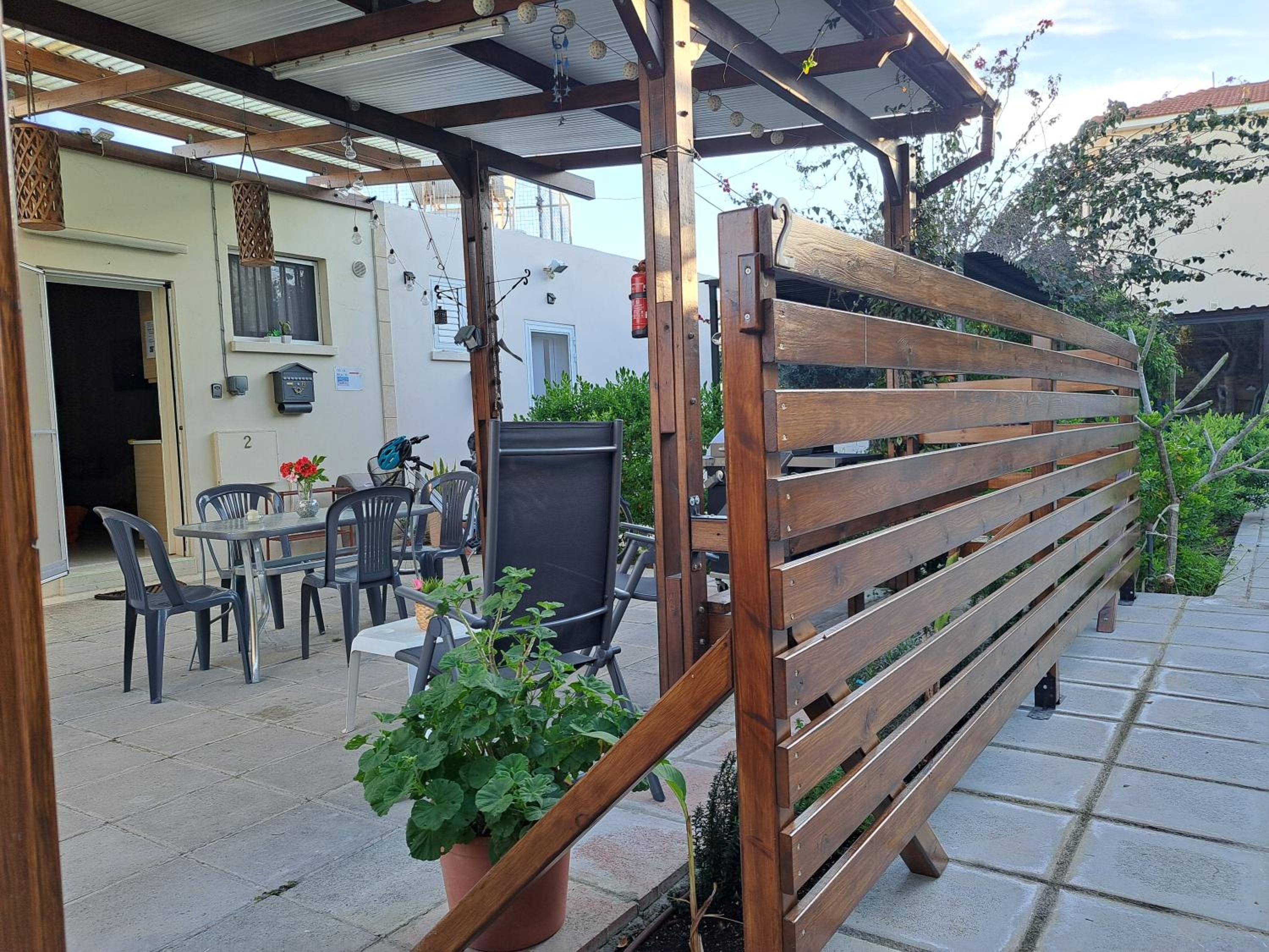 House Near The Beach (Militsa & Aggeliki)