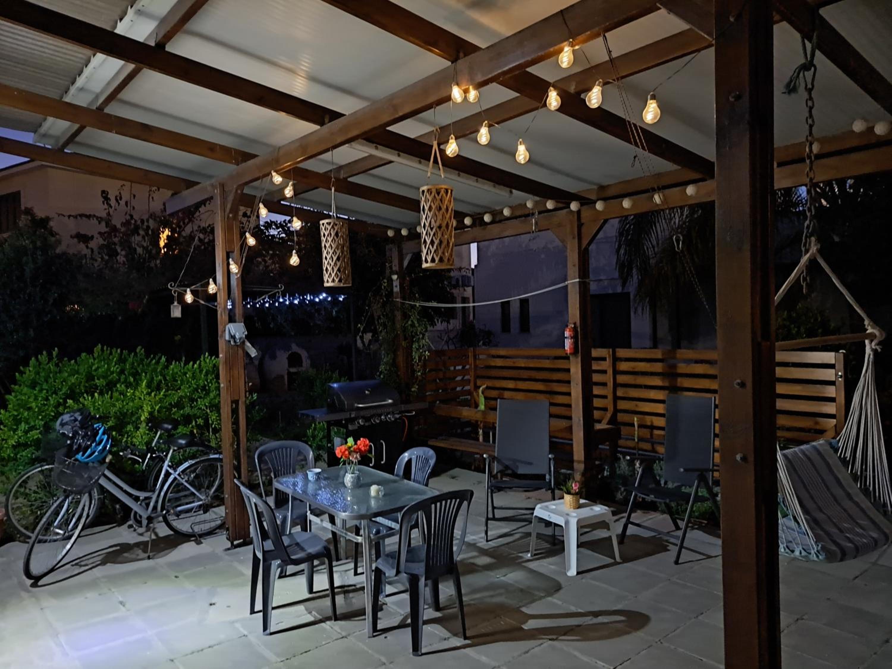 House Near The Beach (Militsa & Aggeliki)