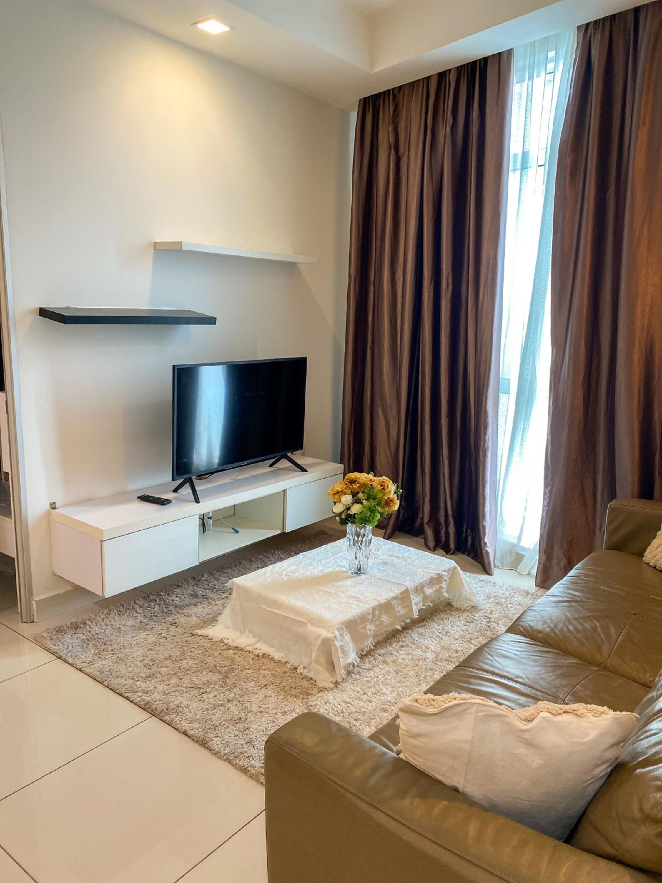 Central Residence Heart of City Cozy Nest