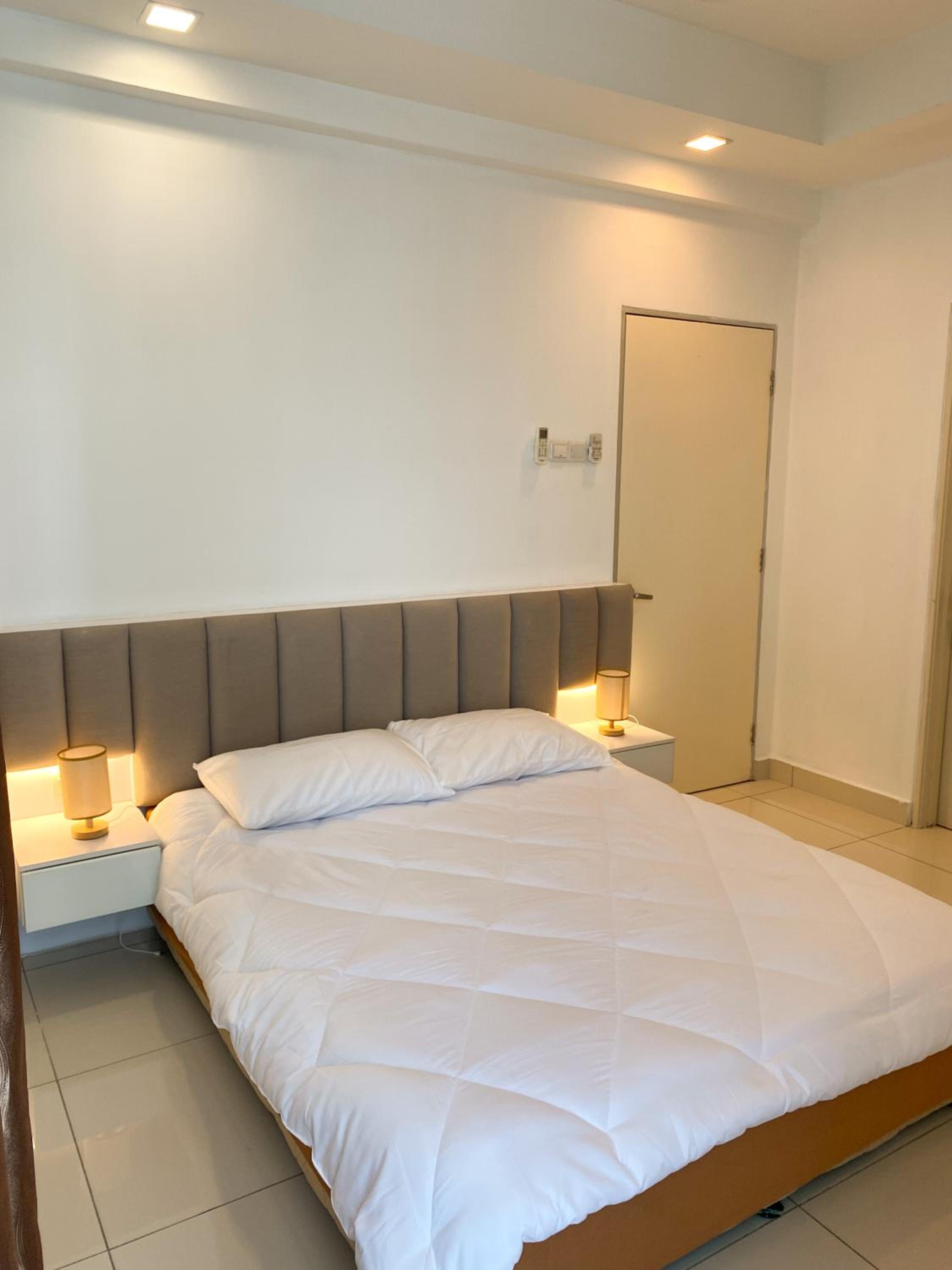 Central Residence Heart of City Cozy Nest