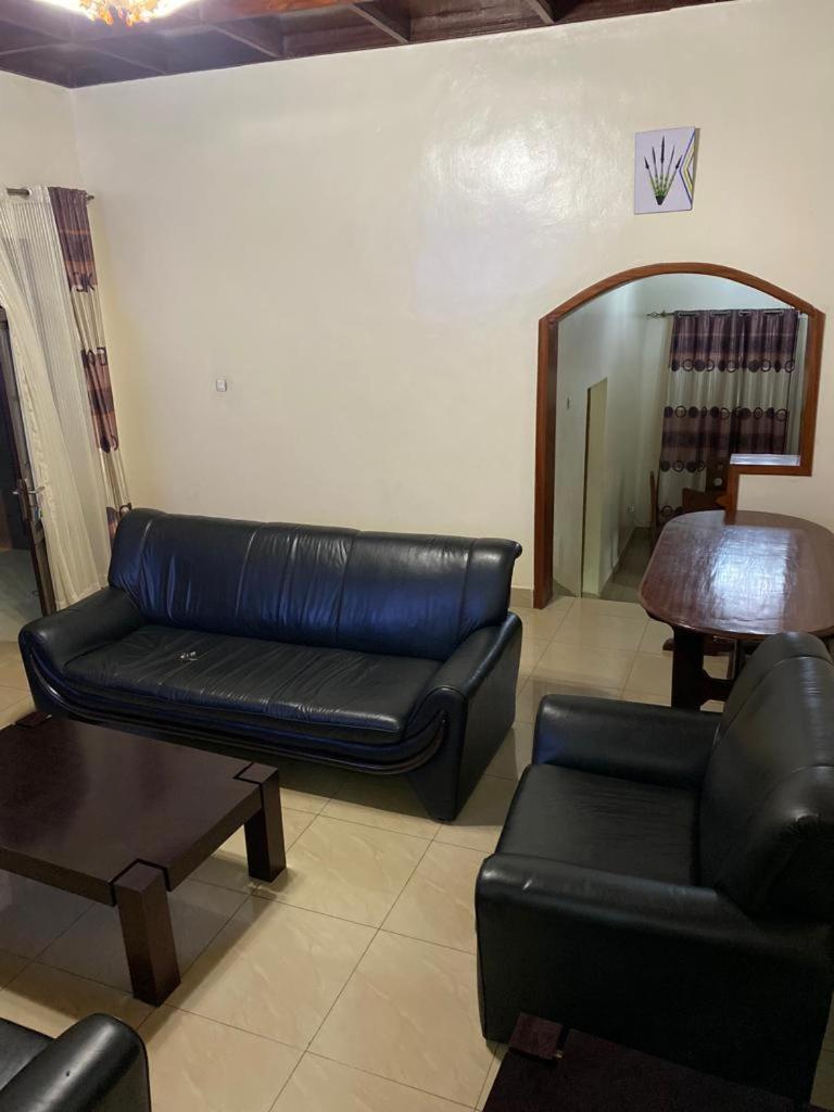 AIPORT HONEST VILLAS