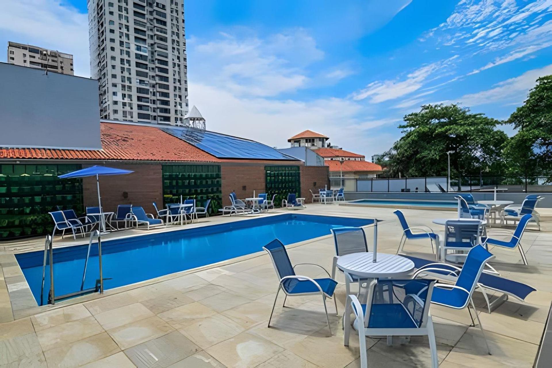 Vista Panoramica da Praia com 2qts, e vaga