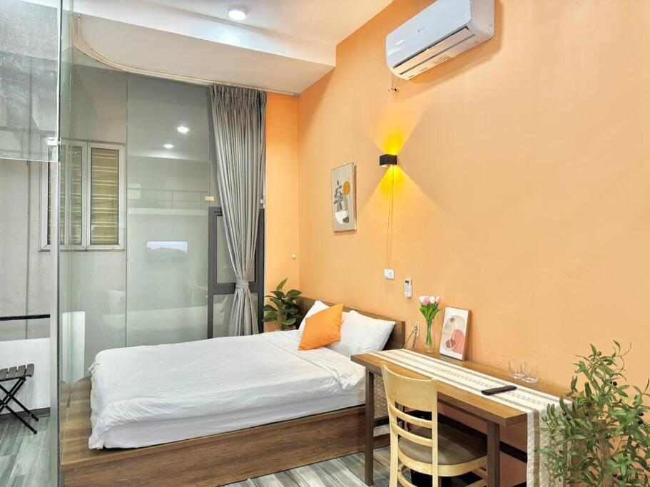 The Little Hanoi -Modern-Balcony
