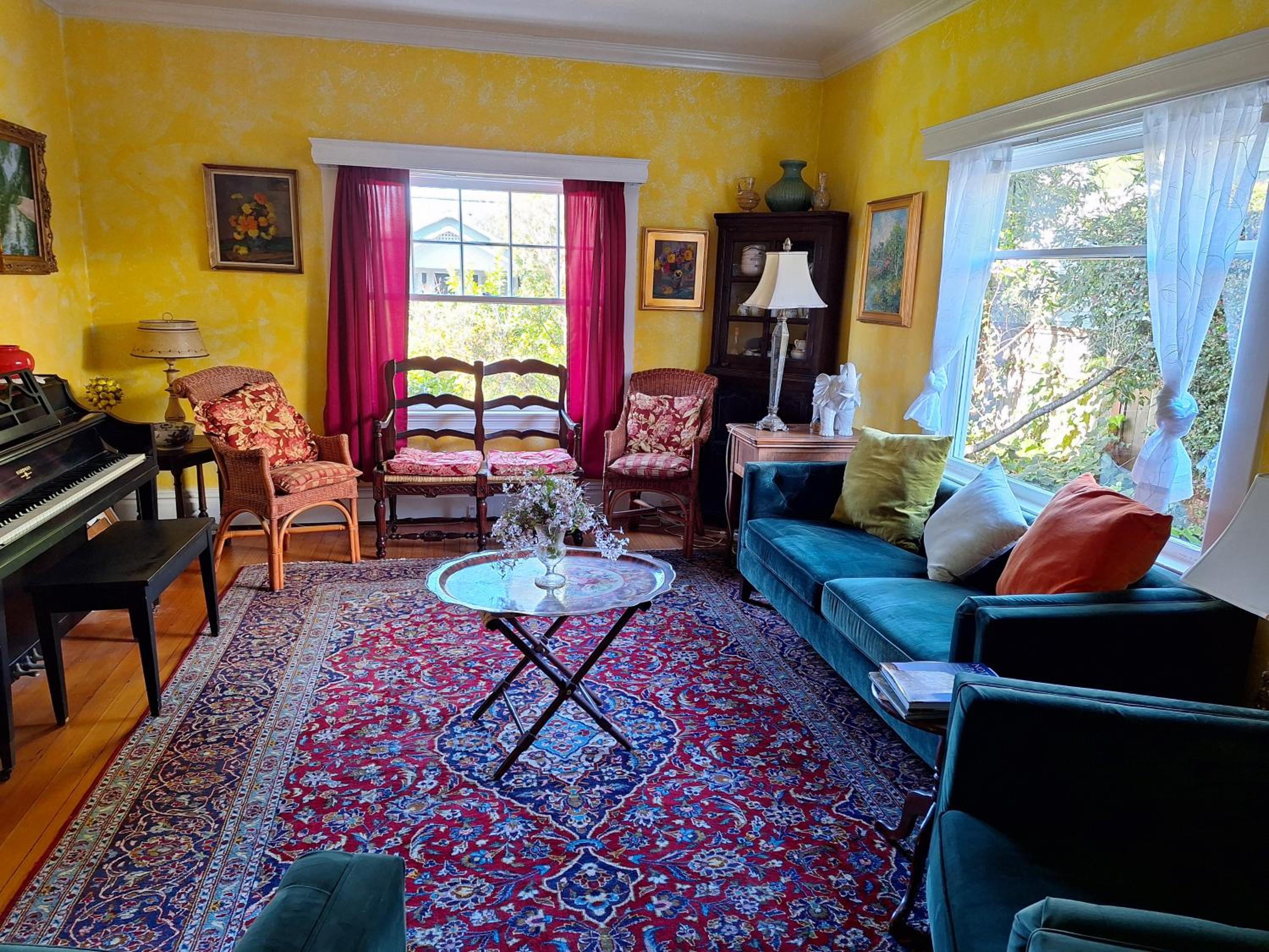 Secret Garden Inn & Cottages view 4