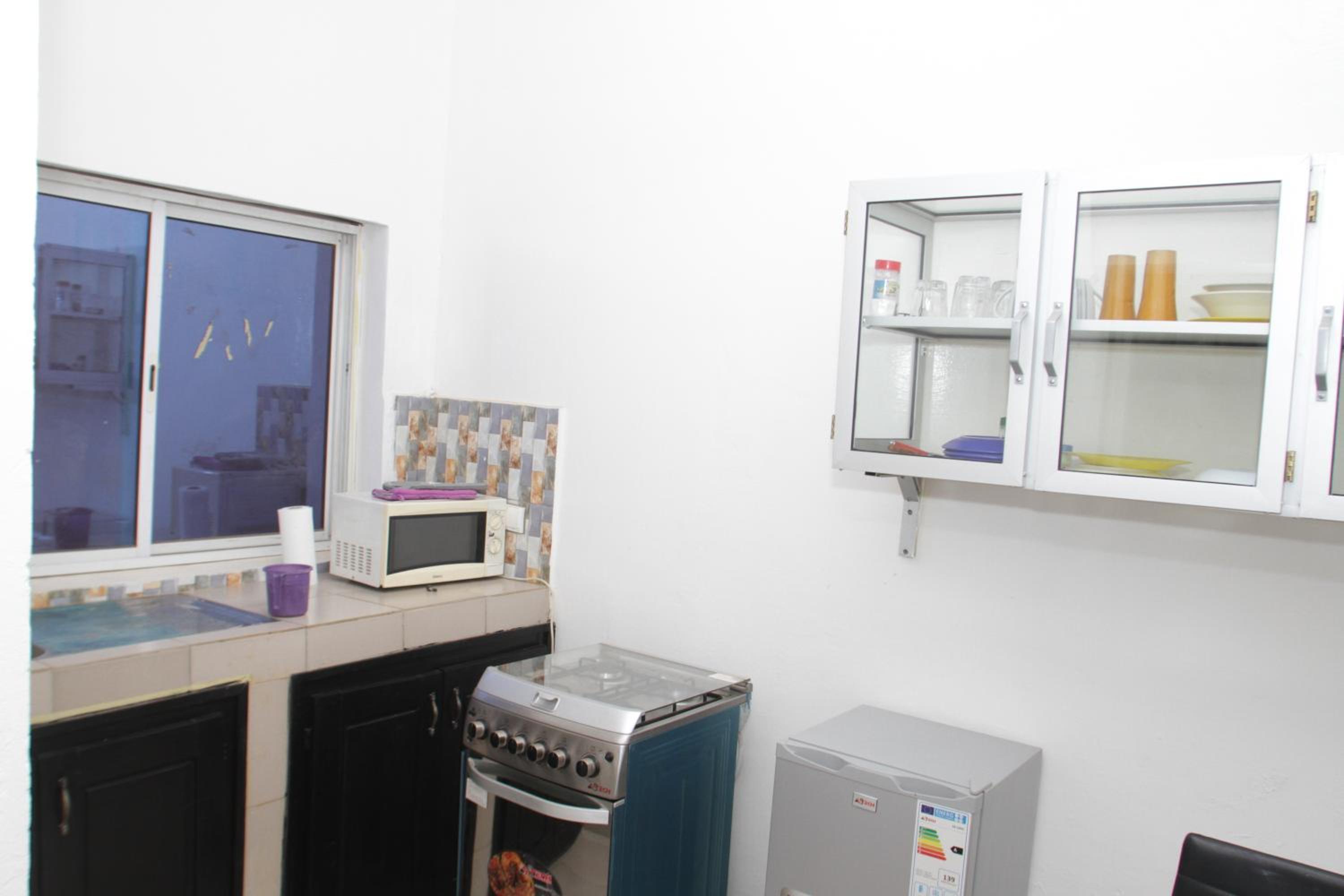 "La Coquille", joli loft, moderne, propre, sûr et calme au cœur de Saly, photo 13