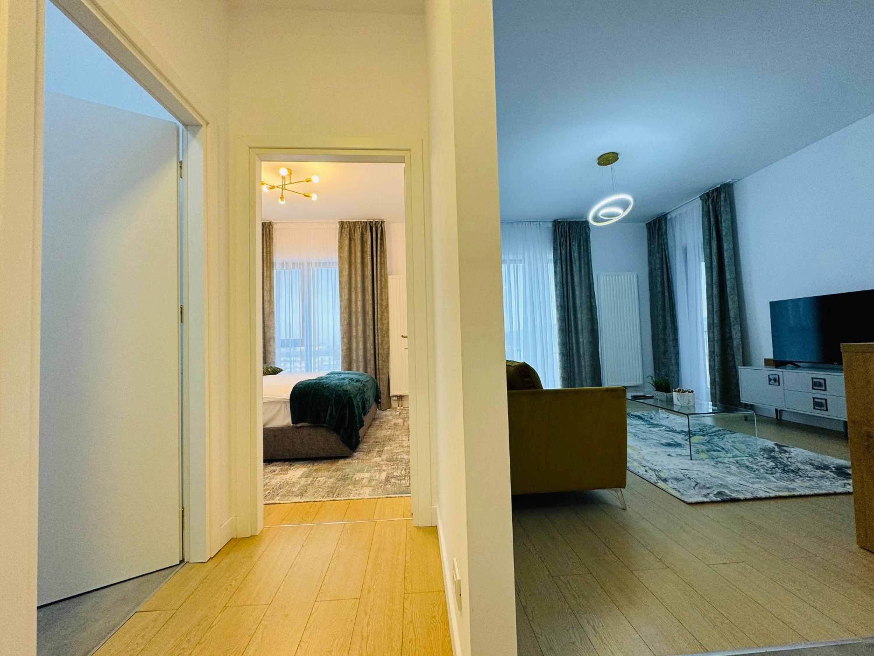 Xclusive luxury Silk District