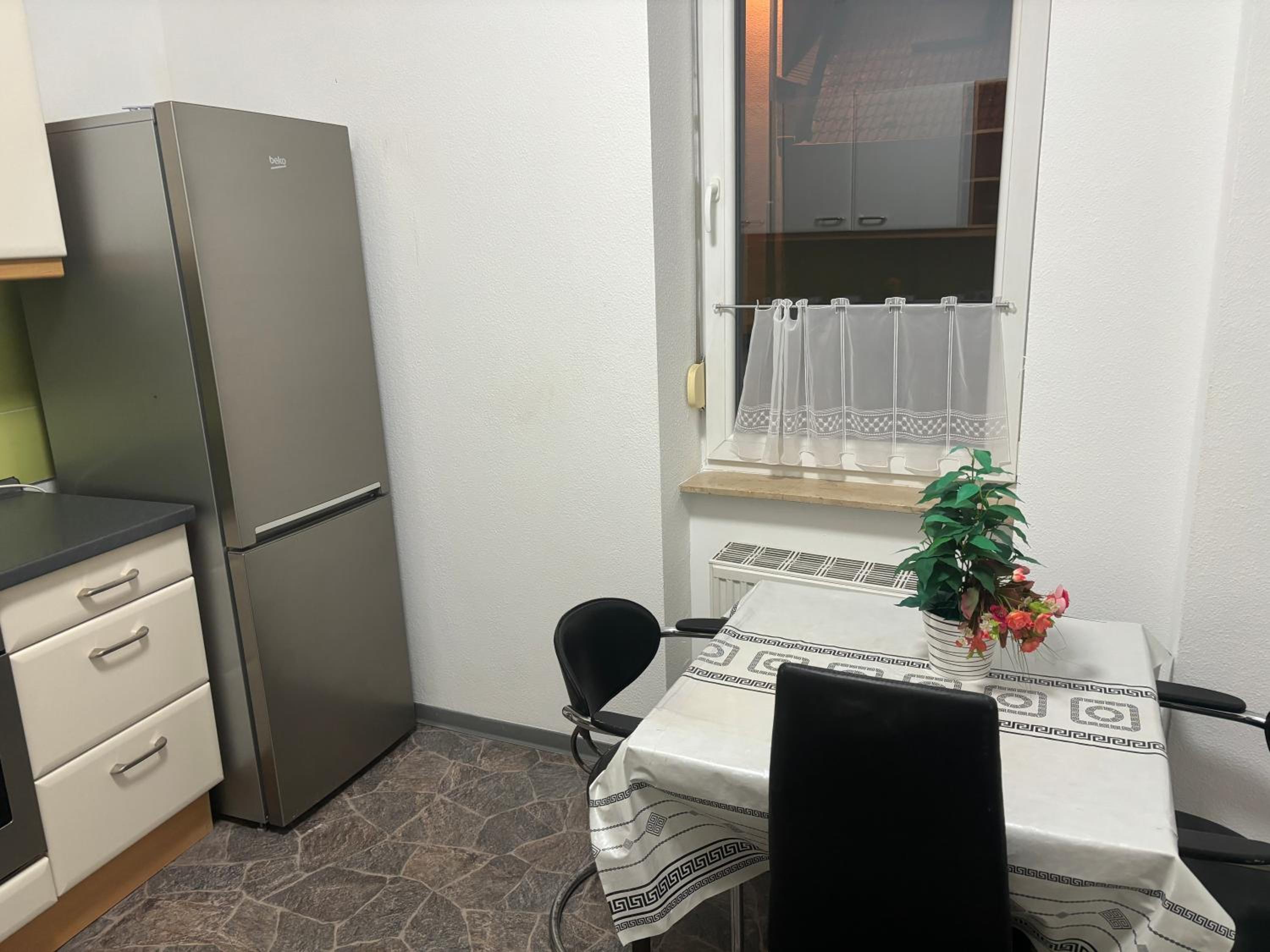Neu-Isenburg 2 x Zimmerwohnung DG