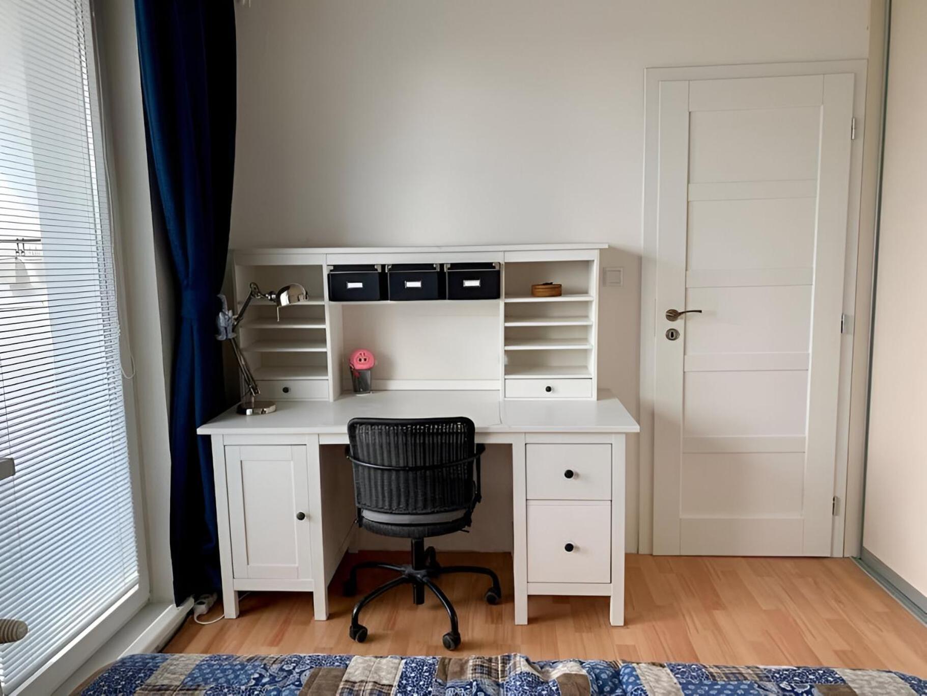 Park View City Center Location Apartment with Balcony view 5