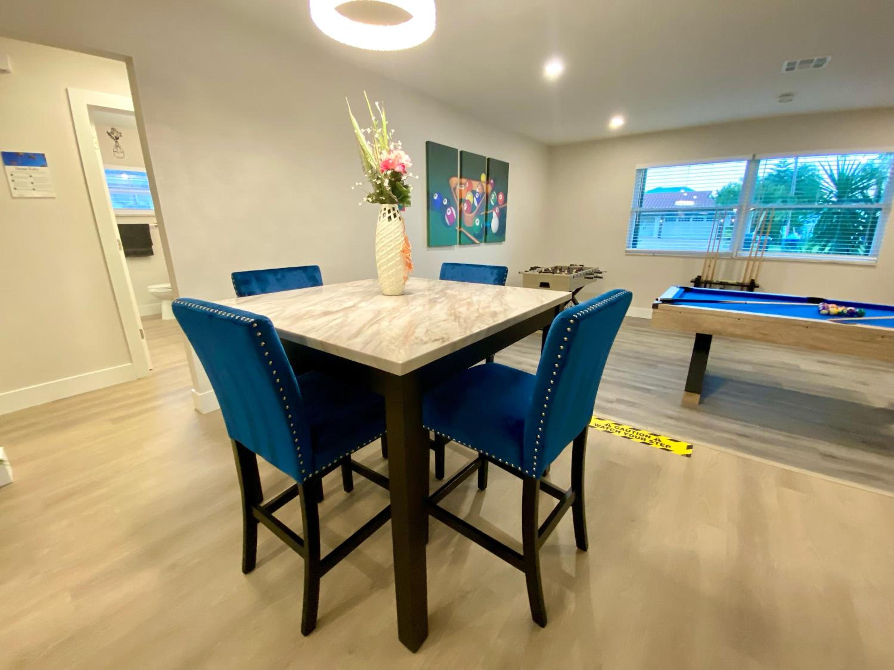 dining