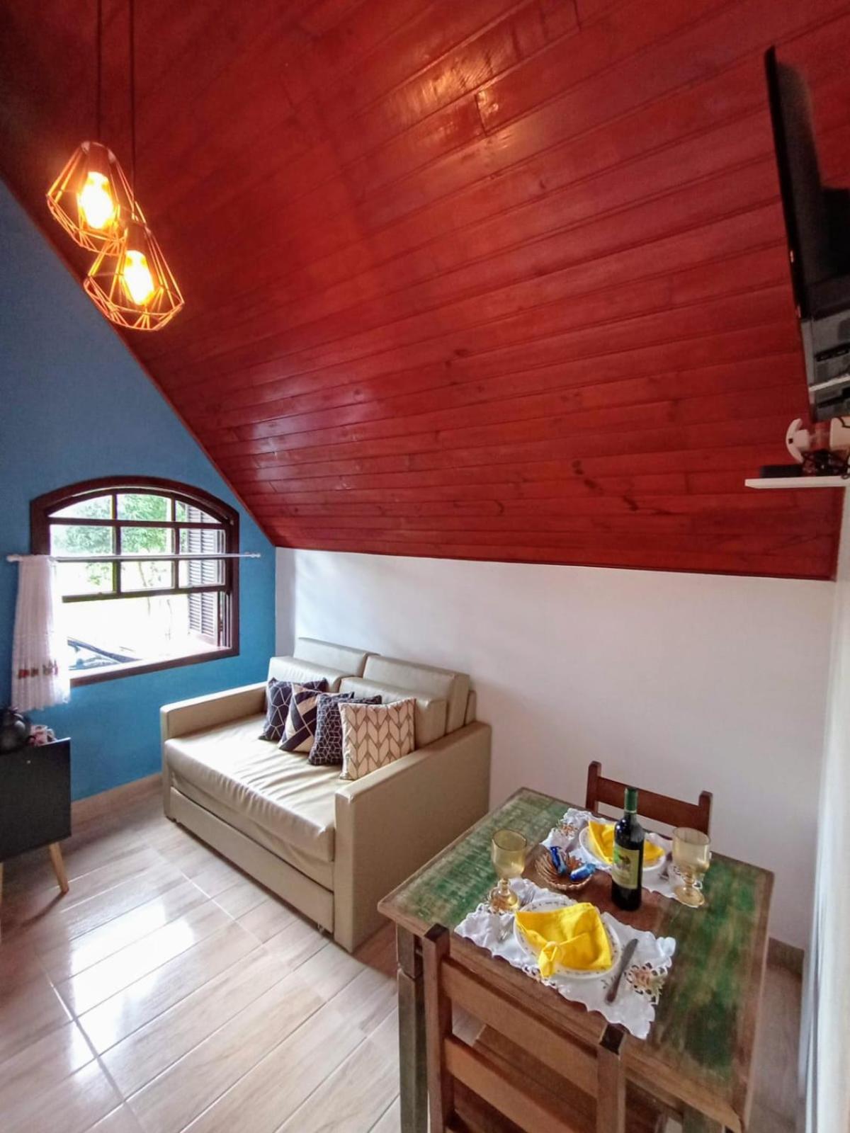 Casa da Vovó na Pousada Sitio Pauletto - com Cozinha, Churrasqueira e Decoração