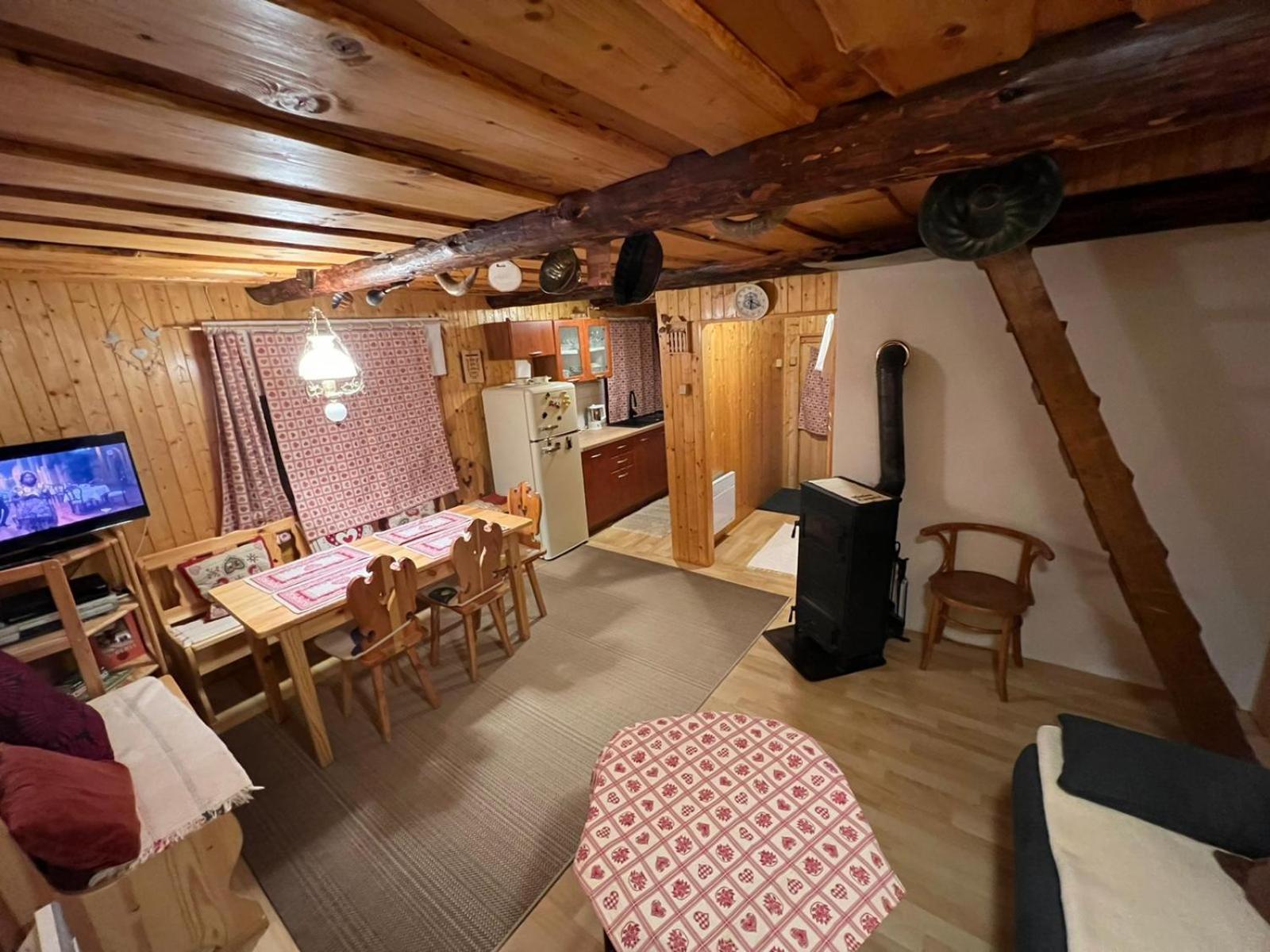 Zuberské dreveničky view 4