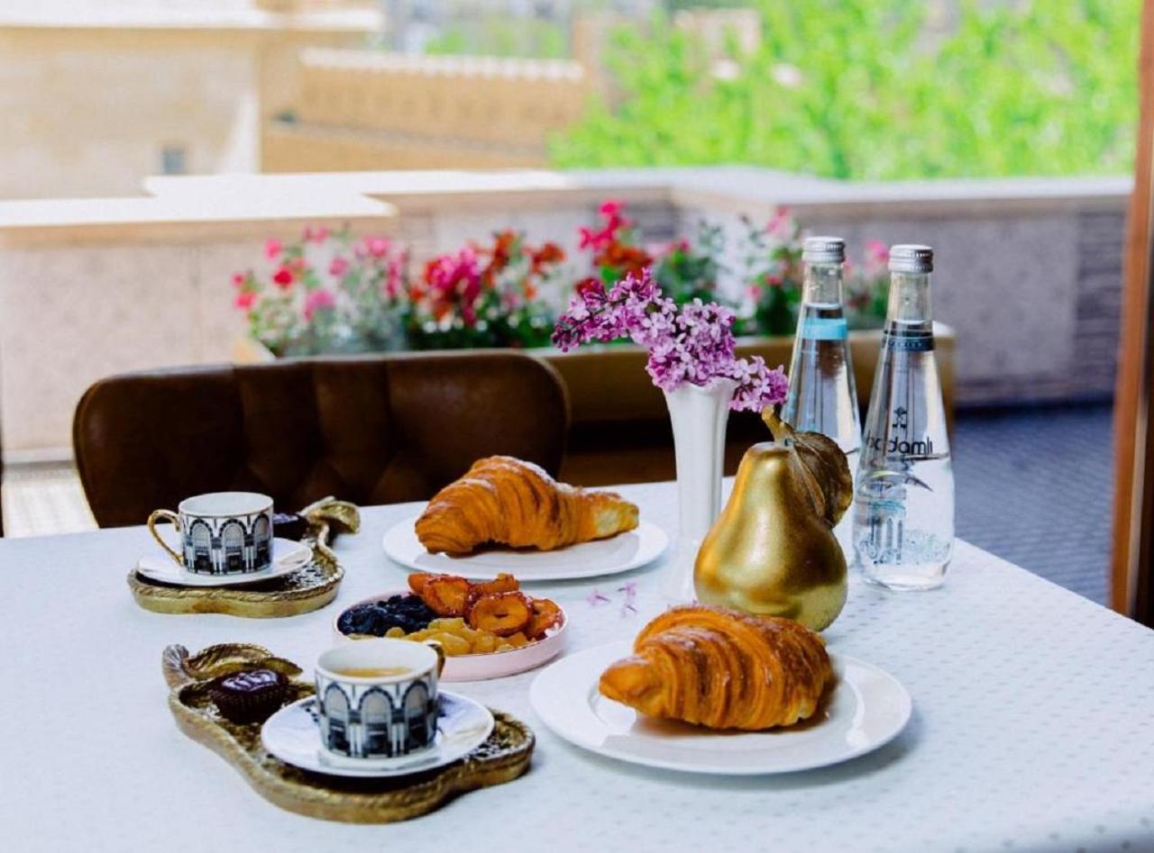 Royal Antique Boutique Hotel