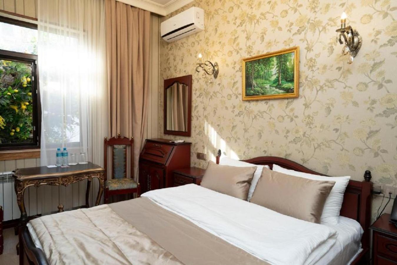 Royal Antique Boutique Hotel