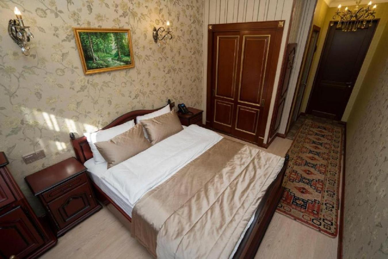 Royal Antique Boutique Hotel