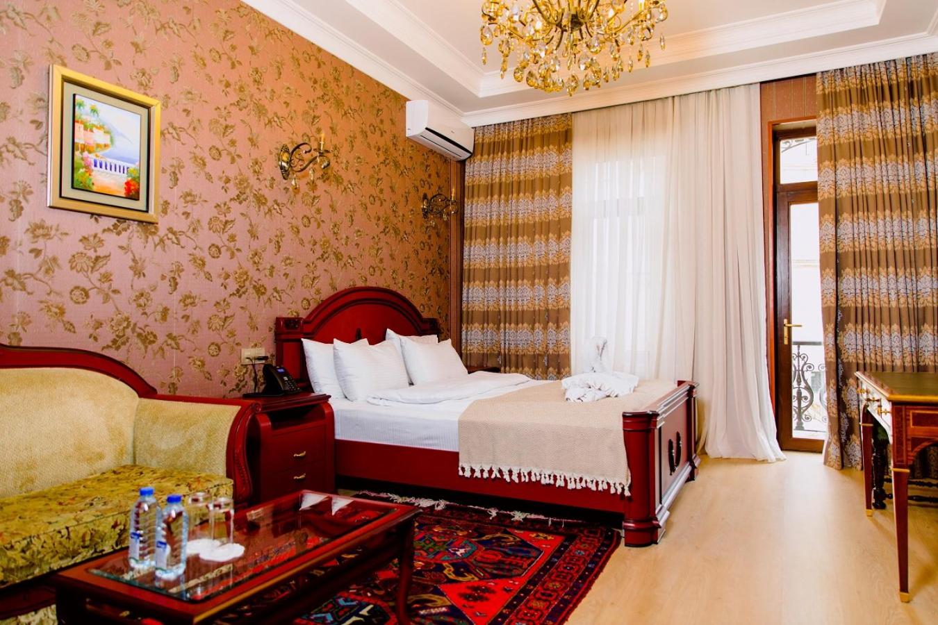 Royal Antique Boutique Hotel