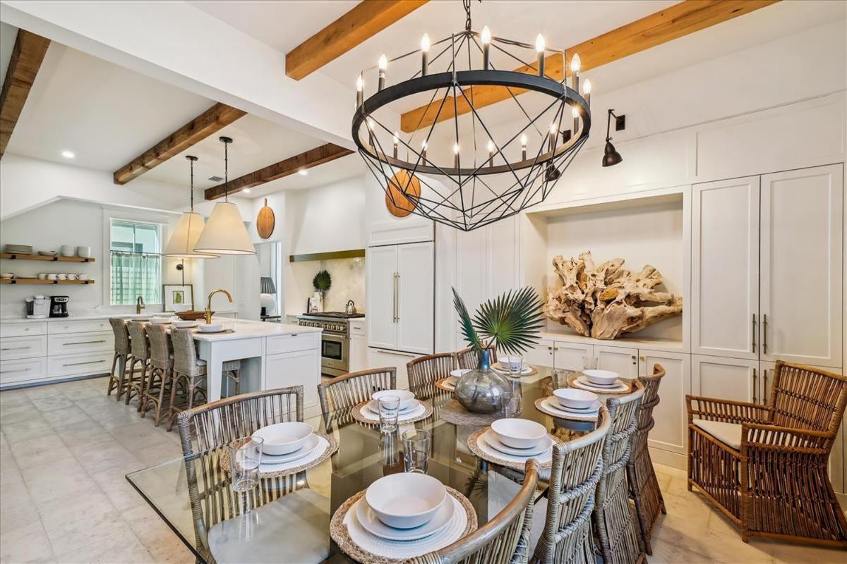 Magnolia Cottage and Carriage by 30A Escapes