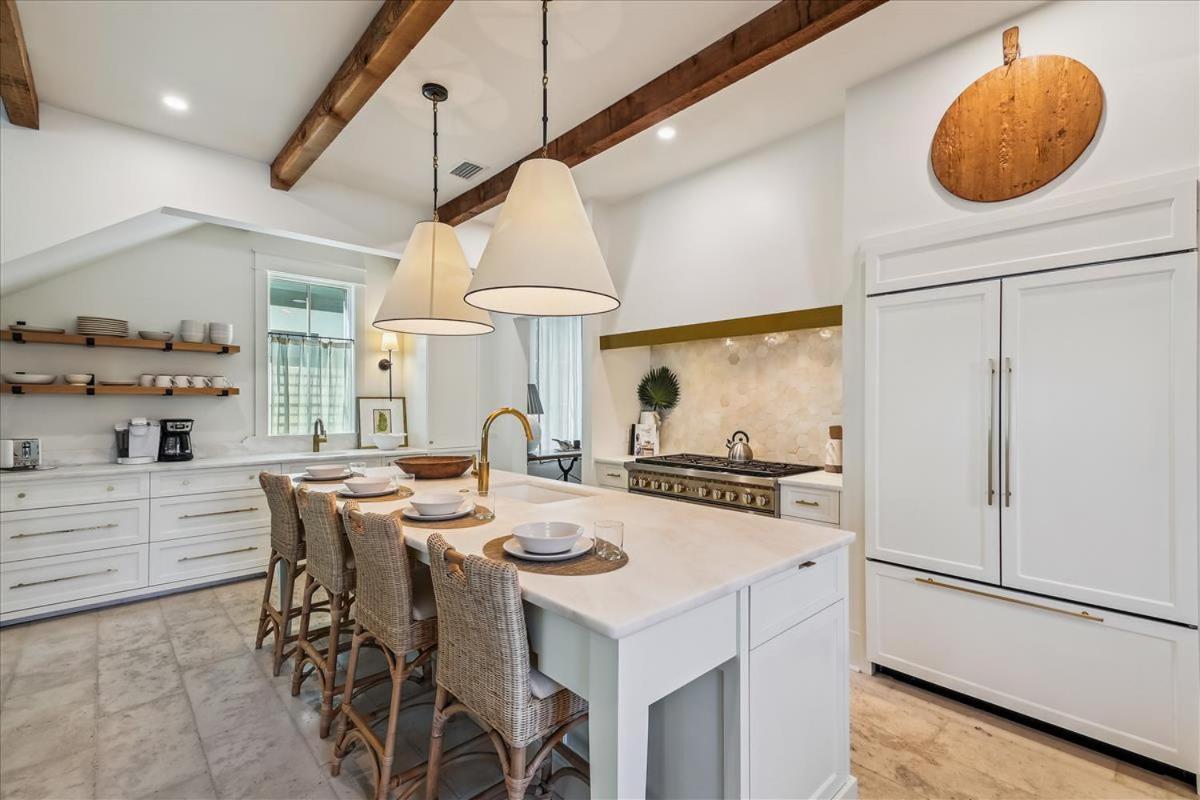 Magnolia Cottage and Carriage by 30A Escapes