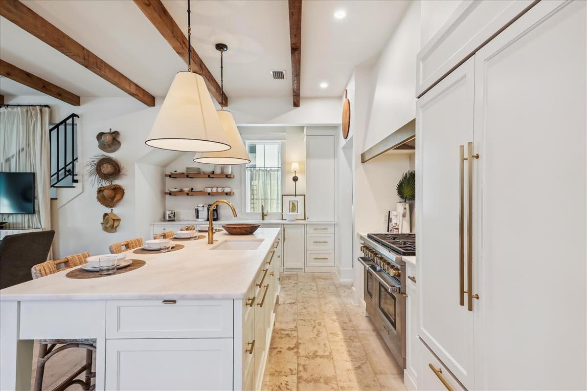 Magnolia Cottage and Carriage by 30A Escapes