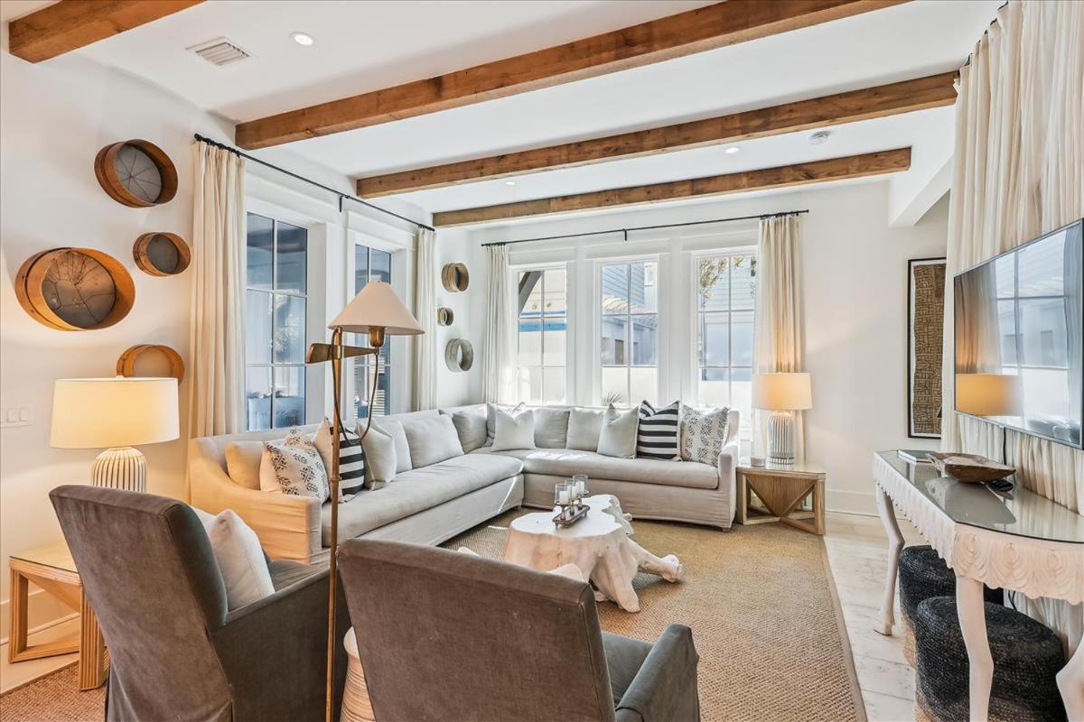 Magnolia Cottage and Carriage by 30A Escapes
