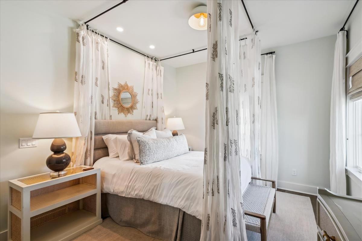 Magnolia Cottage and Carriage by 30A Escapes