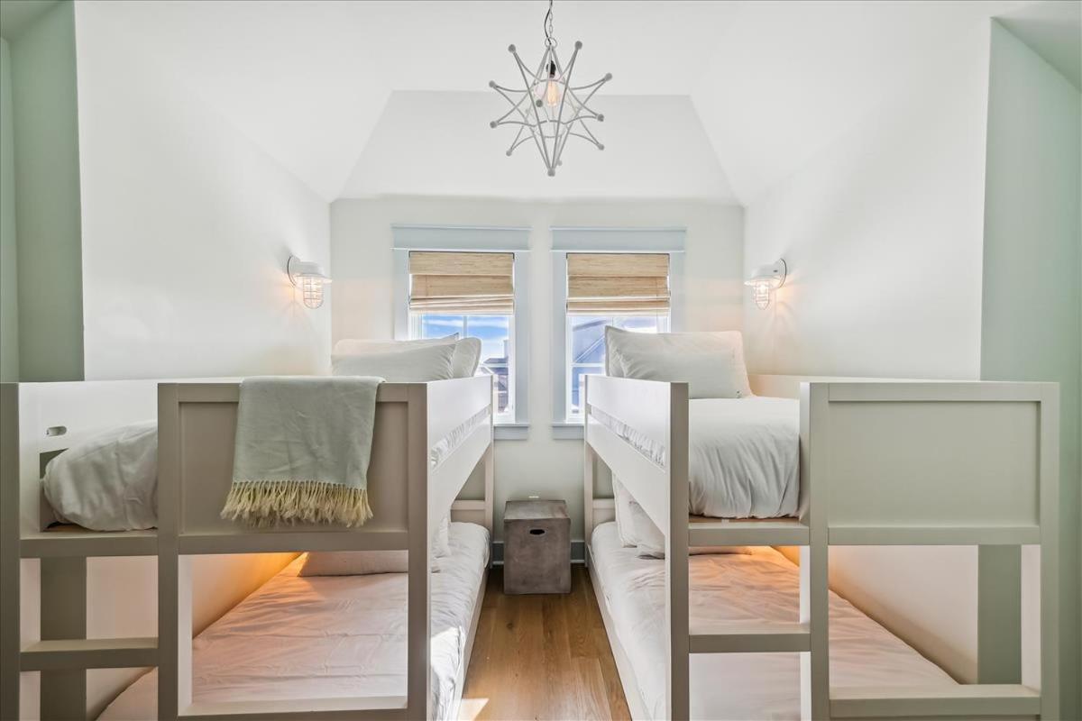 Magnolia Cottage and Carriage by 30A Escapes