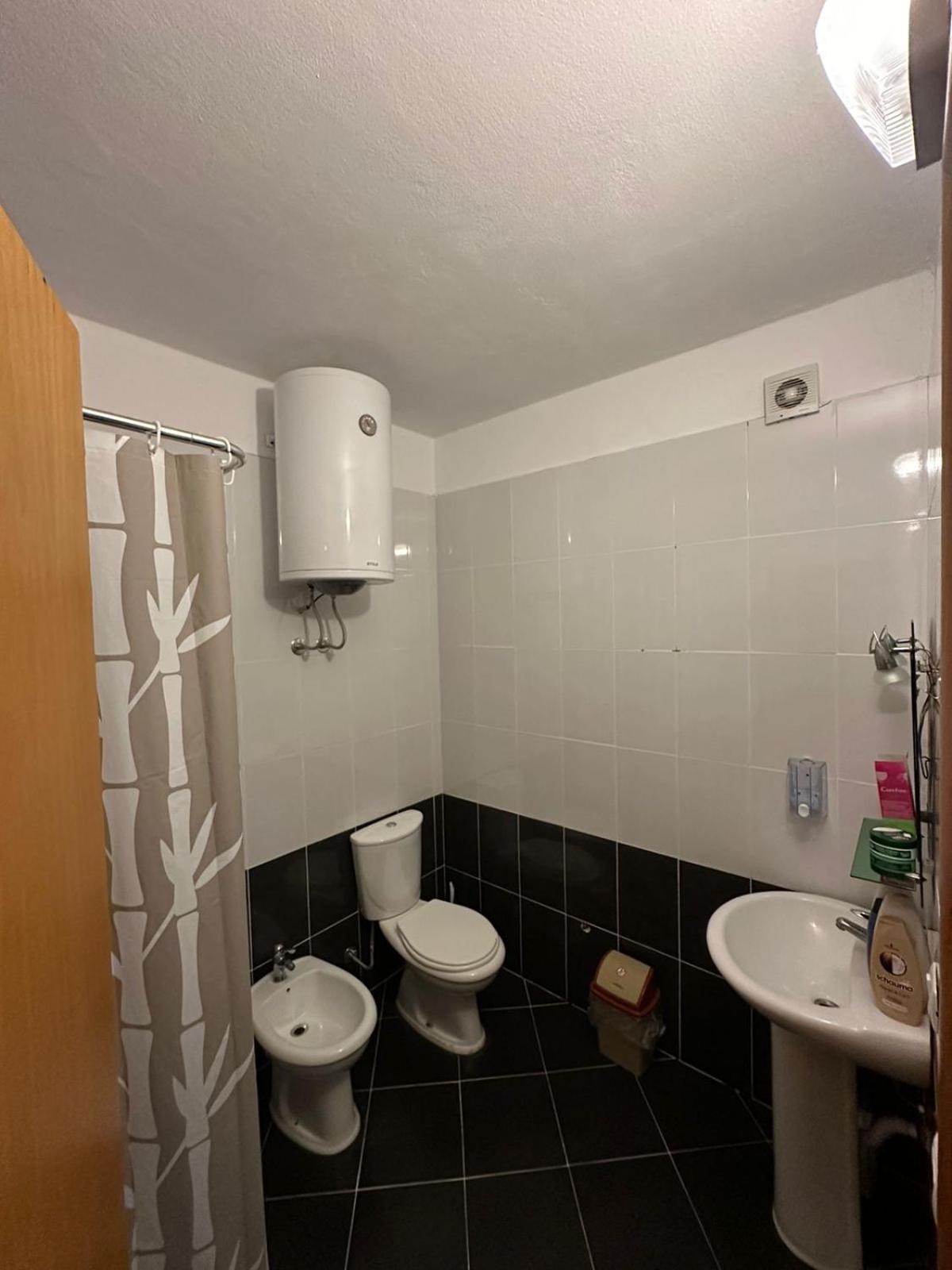 Arber Apartments